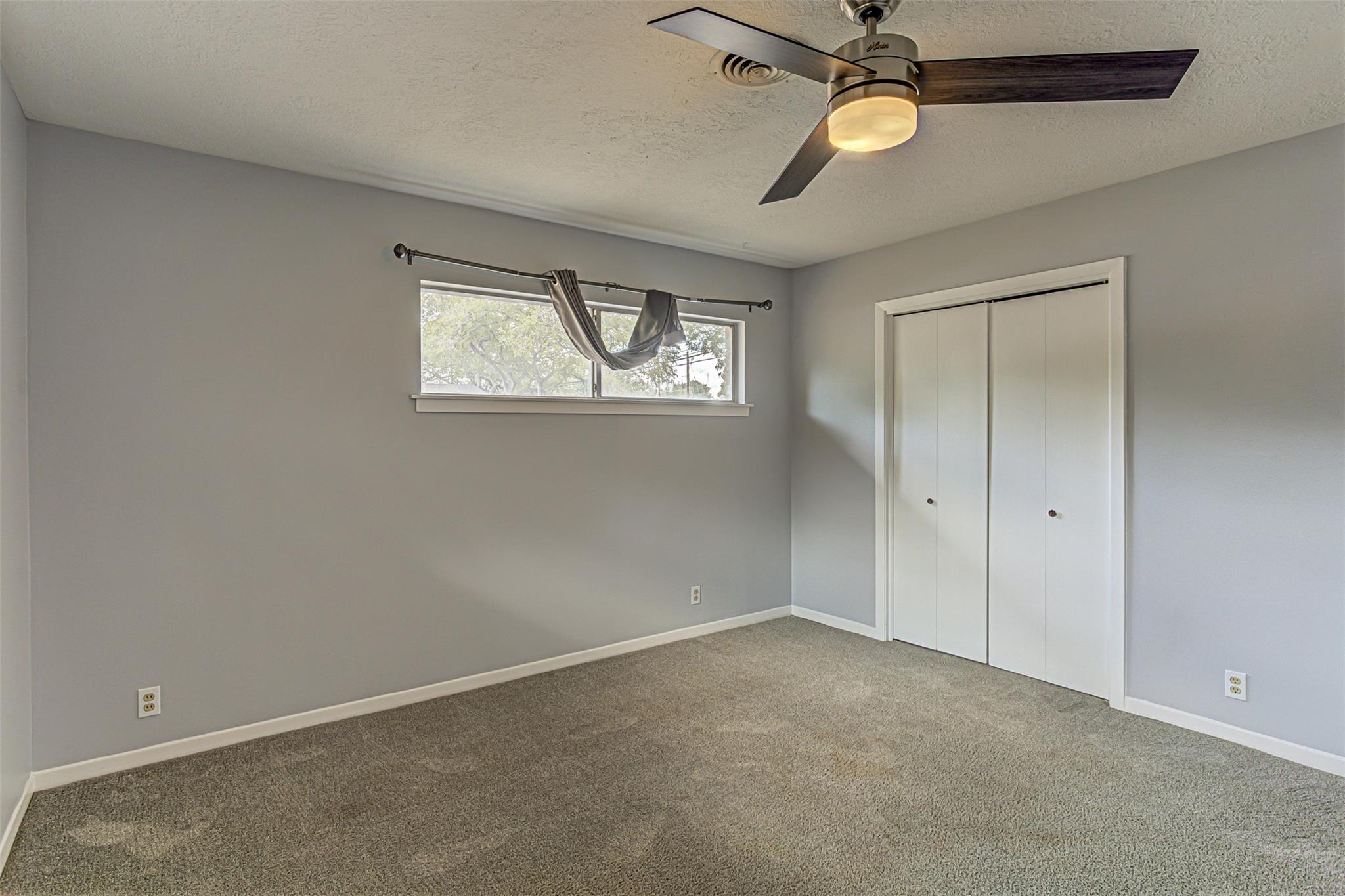 2001 Oakglen Dr, Austin, TX 78745