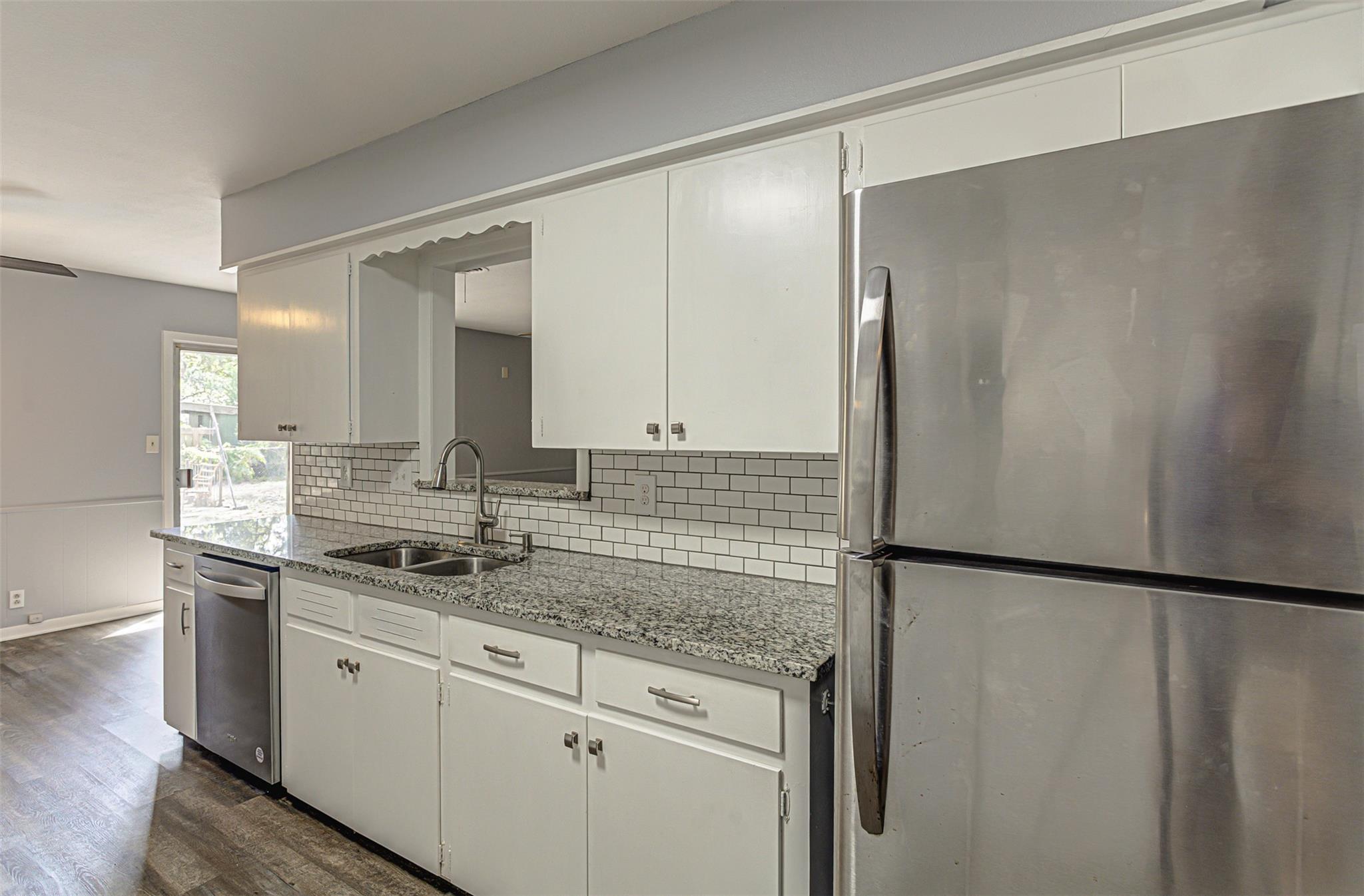 2001 Oakglen Dr, Austin, TX 78745