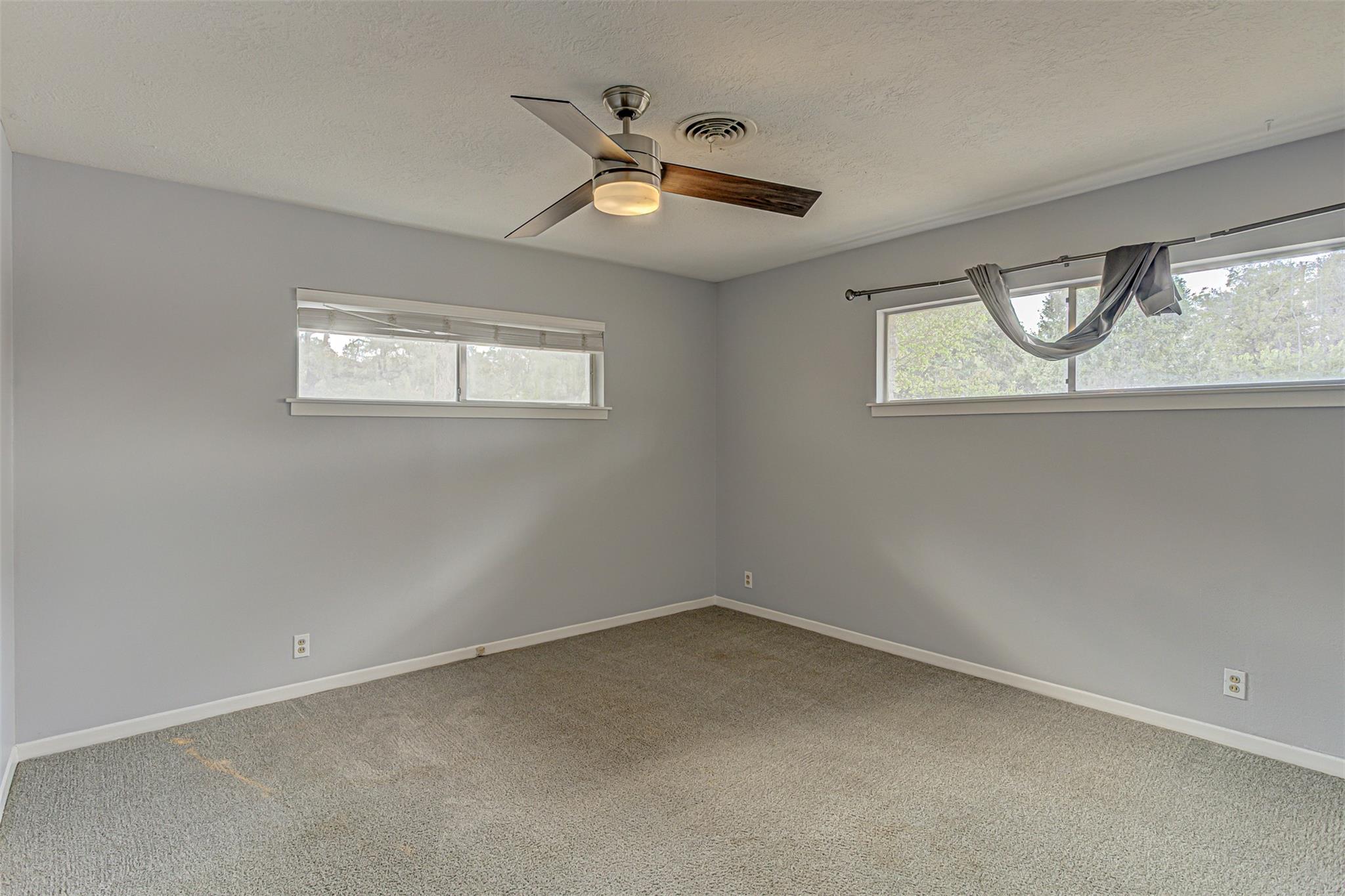 2001 Oakglen Dr, Austin, TX 78745