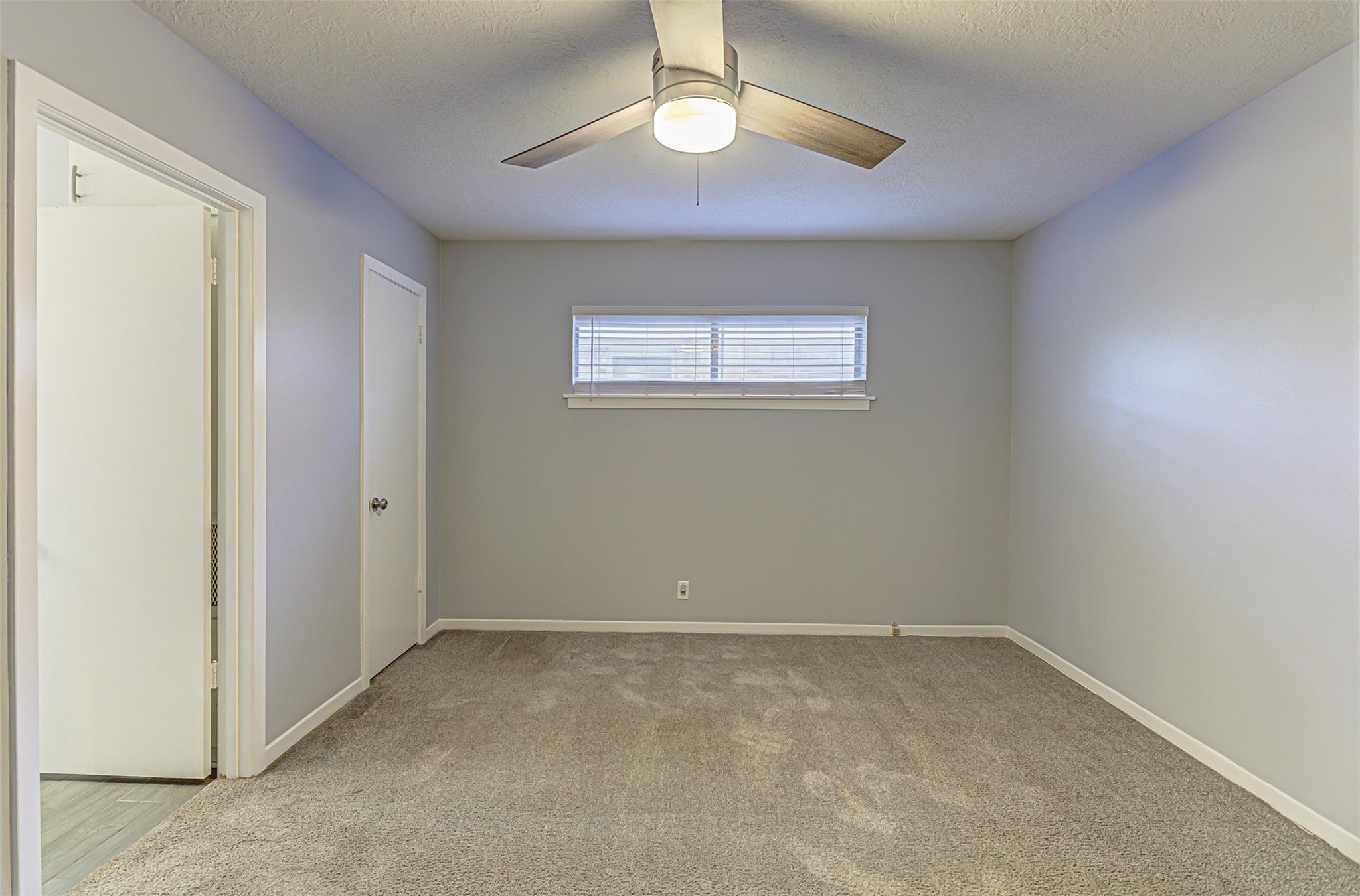 2001 Oakglen Dr, Austin, TX 78745