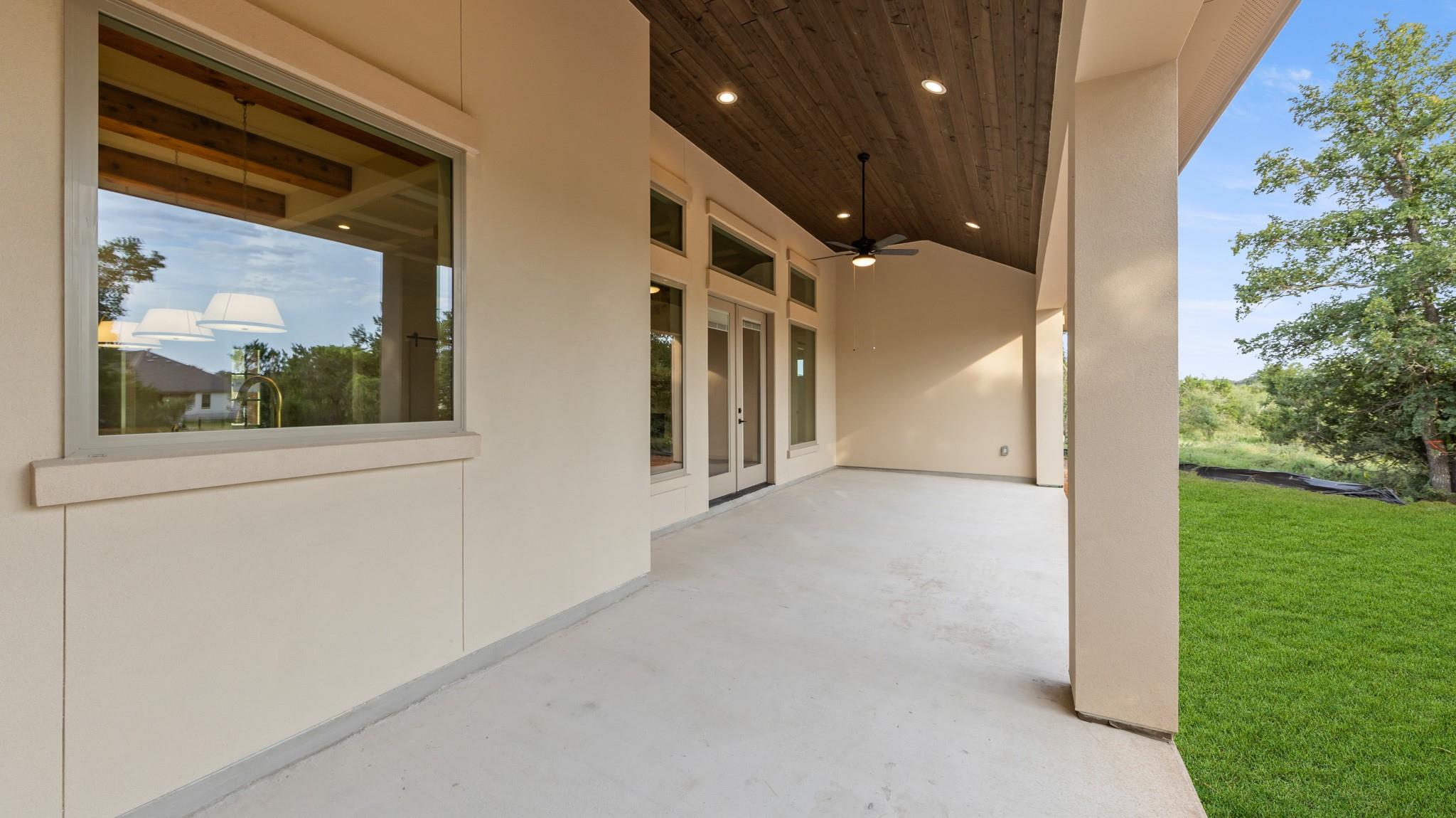 109 Lazy Oak Pl, Spicewood, TX 78669