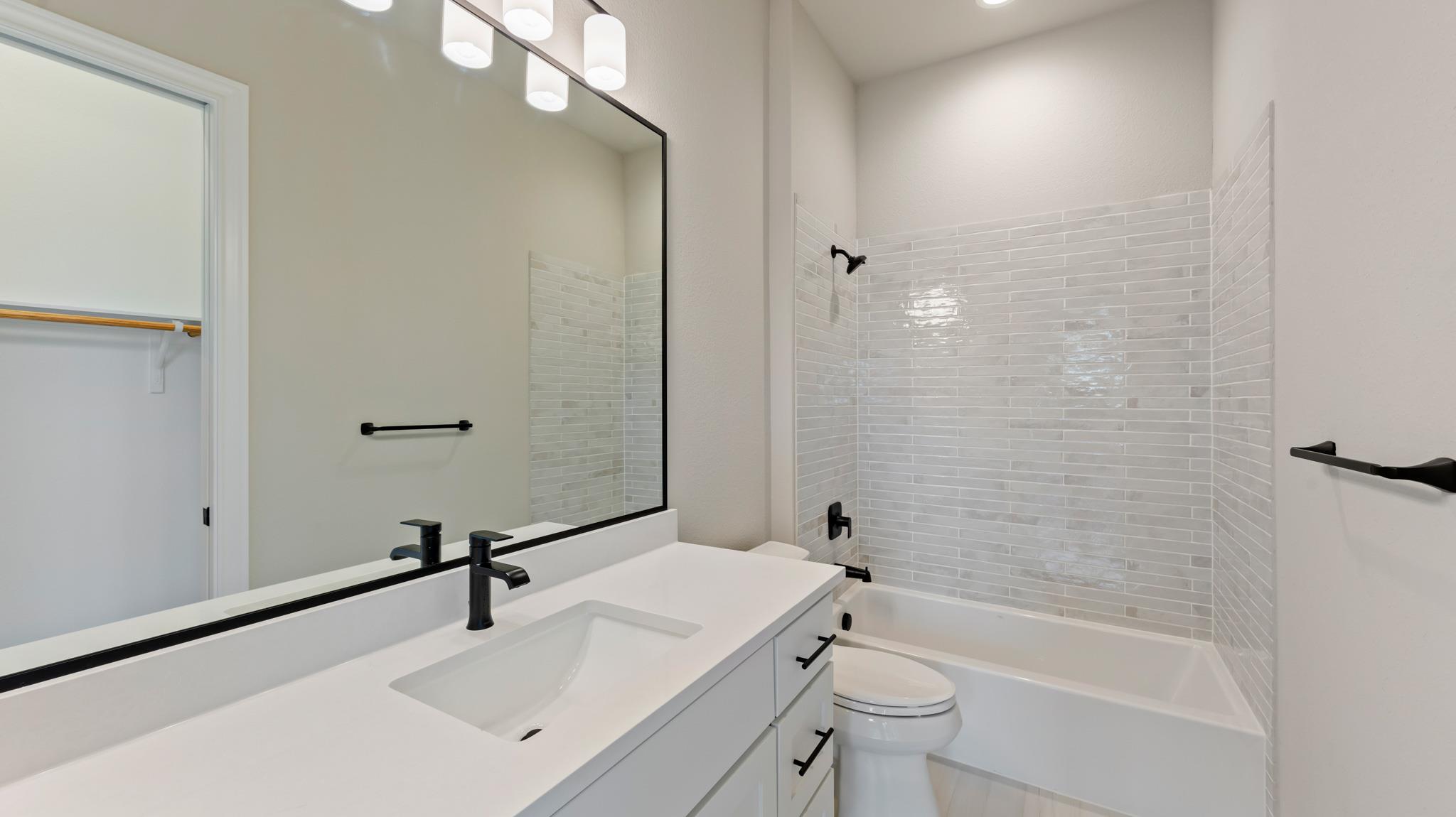 109 Lazy Oak Pl, Spicewood, TX 78669