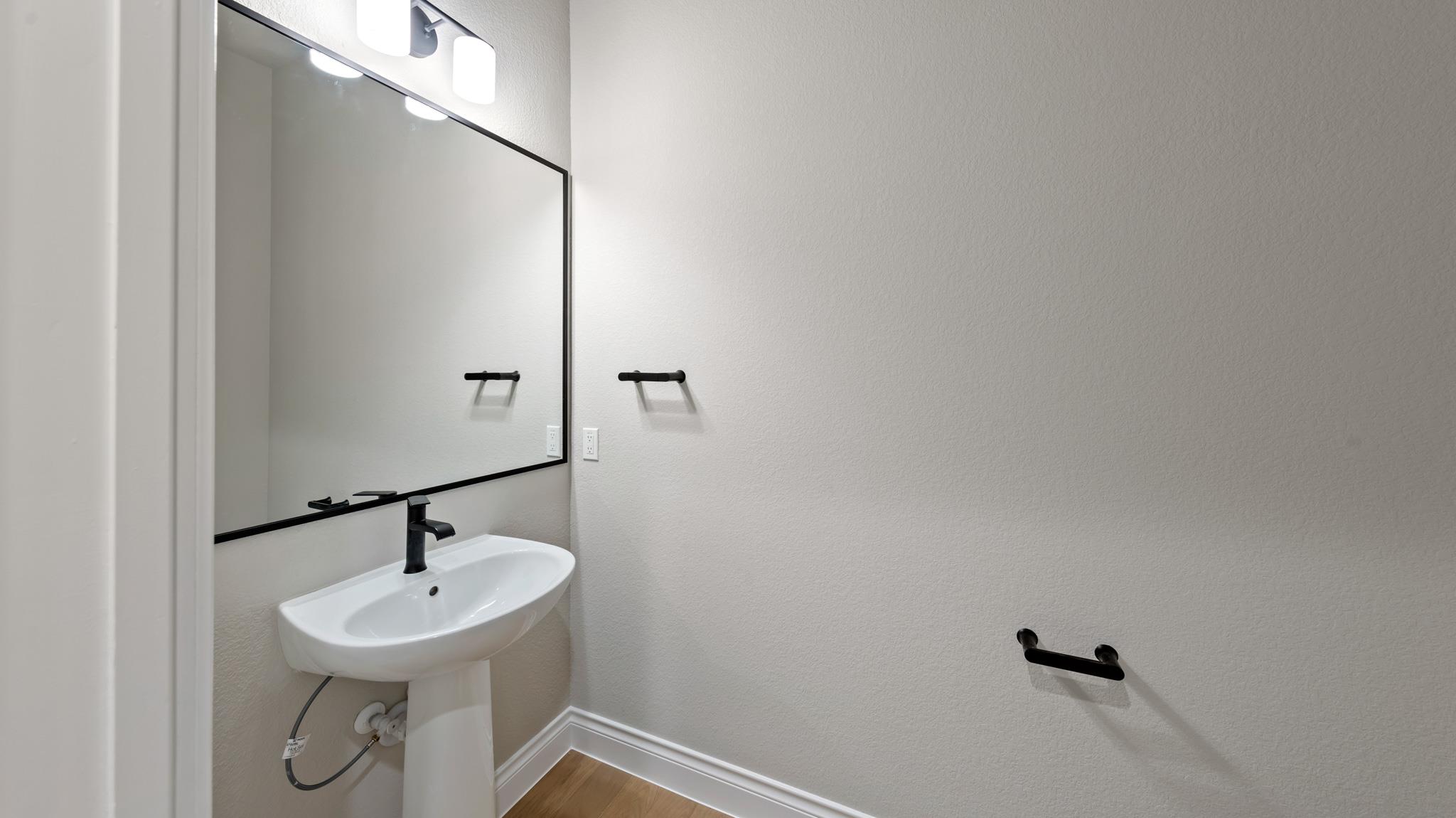 109 Lazy Oak Pl, Spicewood, TX 78669