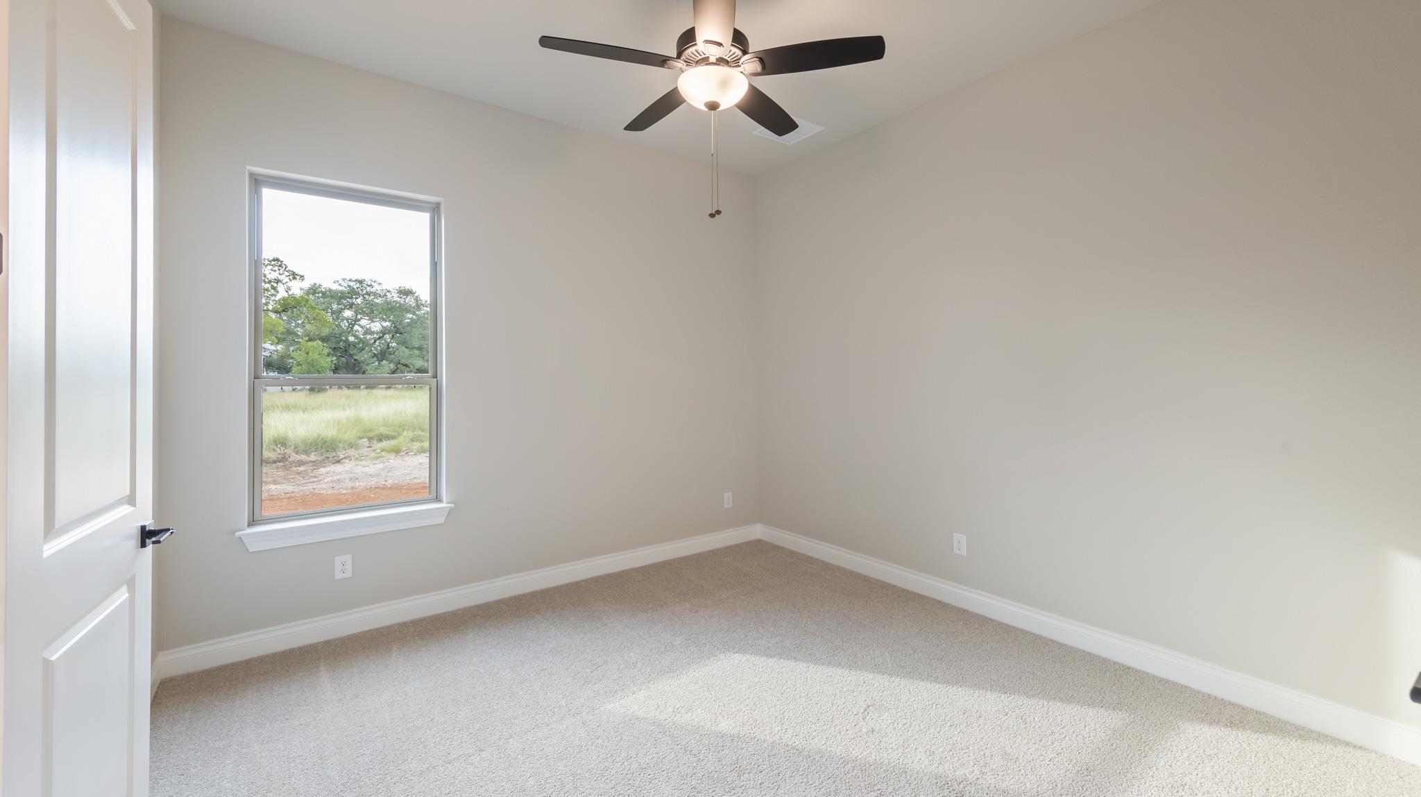 109 Lazy Oak Pl, Spicewood, TX 78669