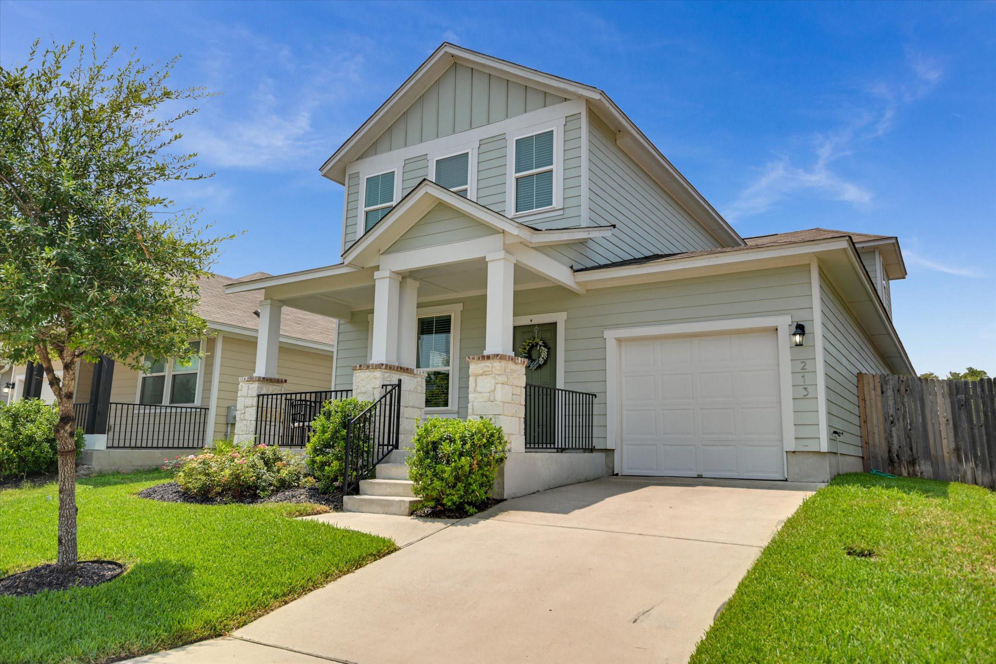 213 Michaelis Dr, Leander, TX 78641
