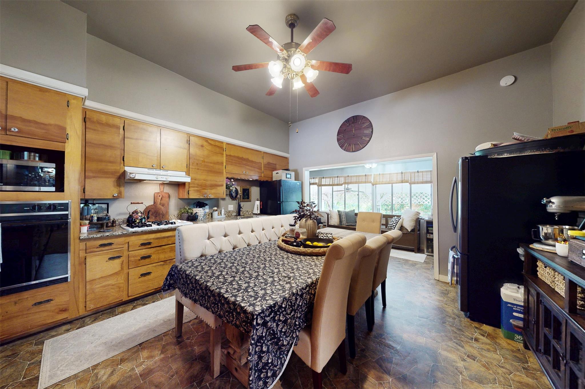 101 S Thomas Street St, Caldwell, TX 77836