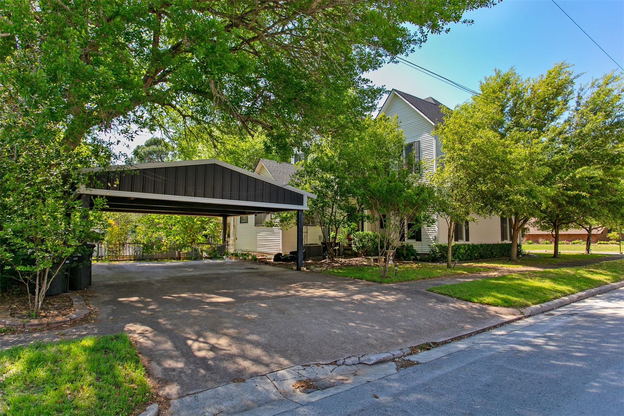 101 S Thomas Street St, Caldwell, TX 77836