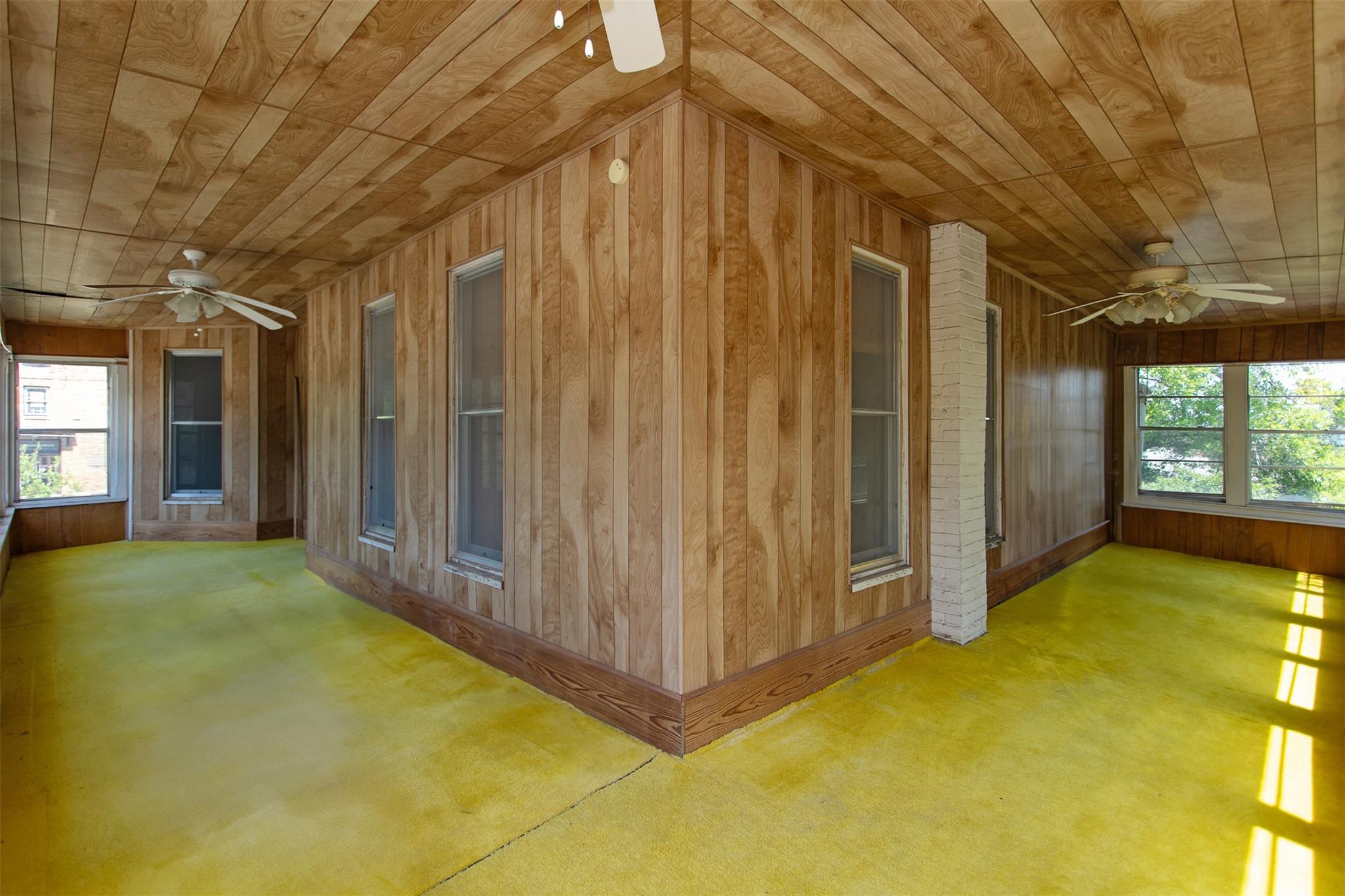 101 S Thomas Street St, Caldwell, TX 77836