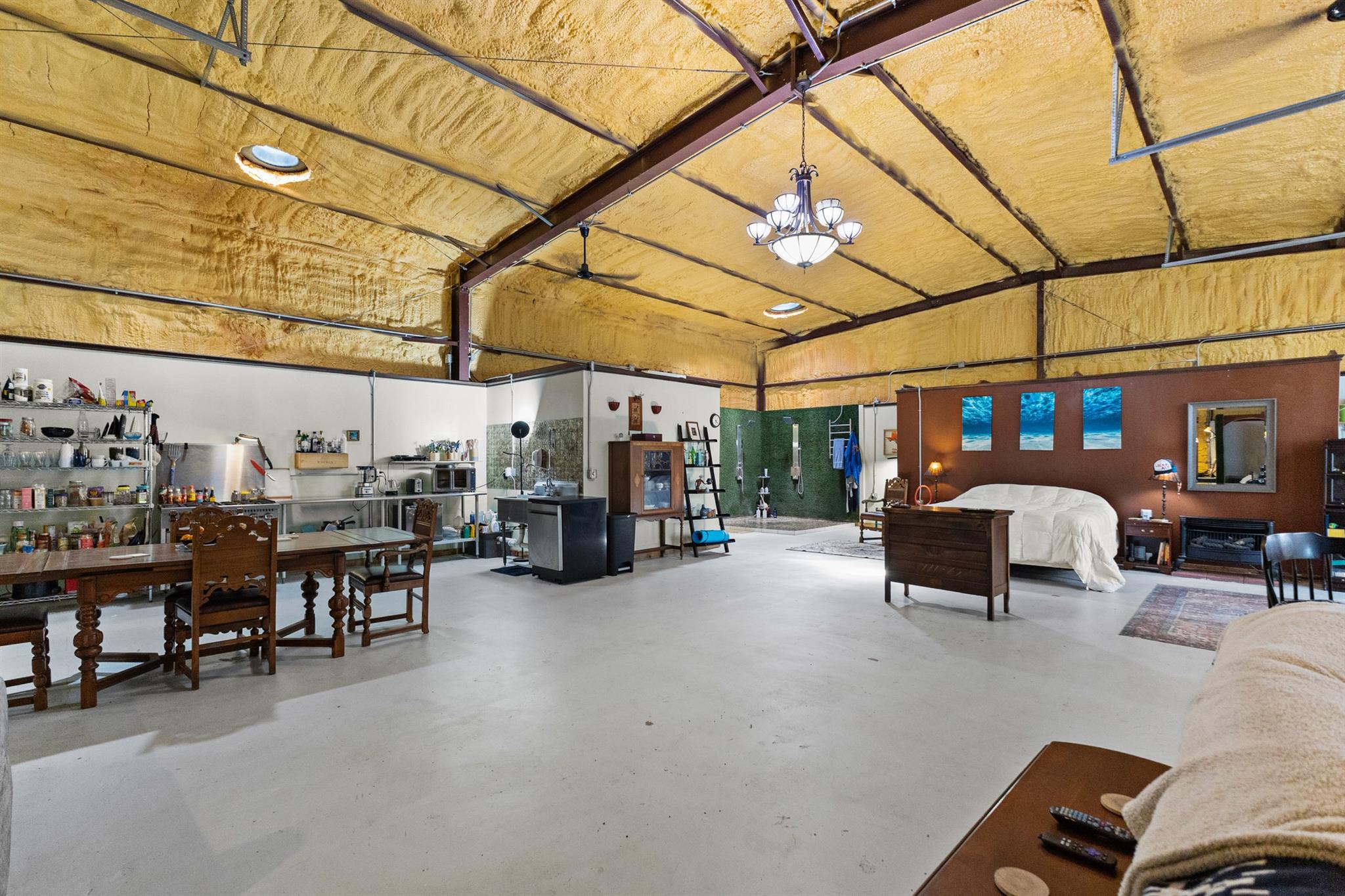 218 Alexandra Ln, Dale, TX 78616