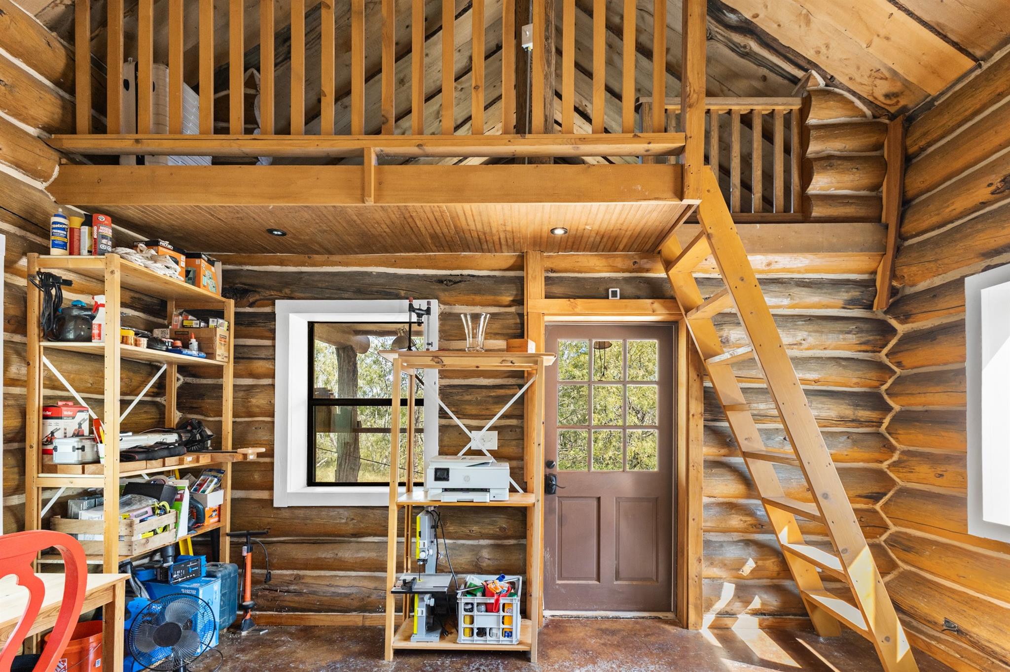 218 Alexandra Ln, Dale, TX 78616