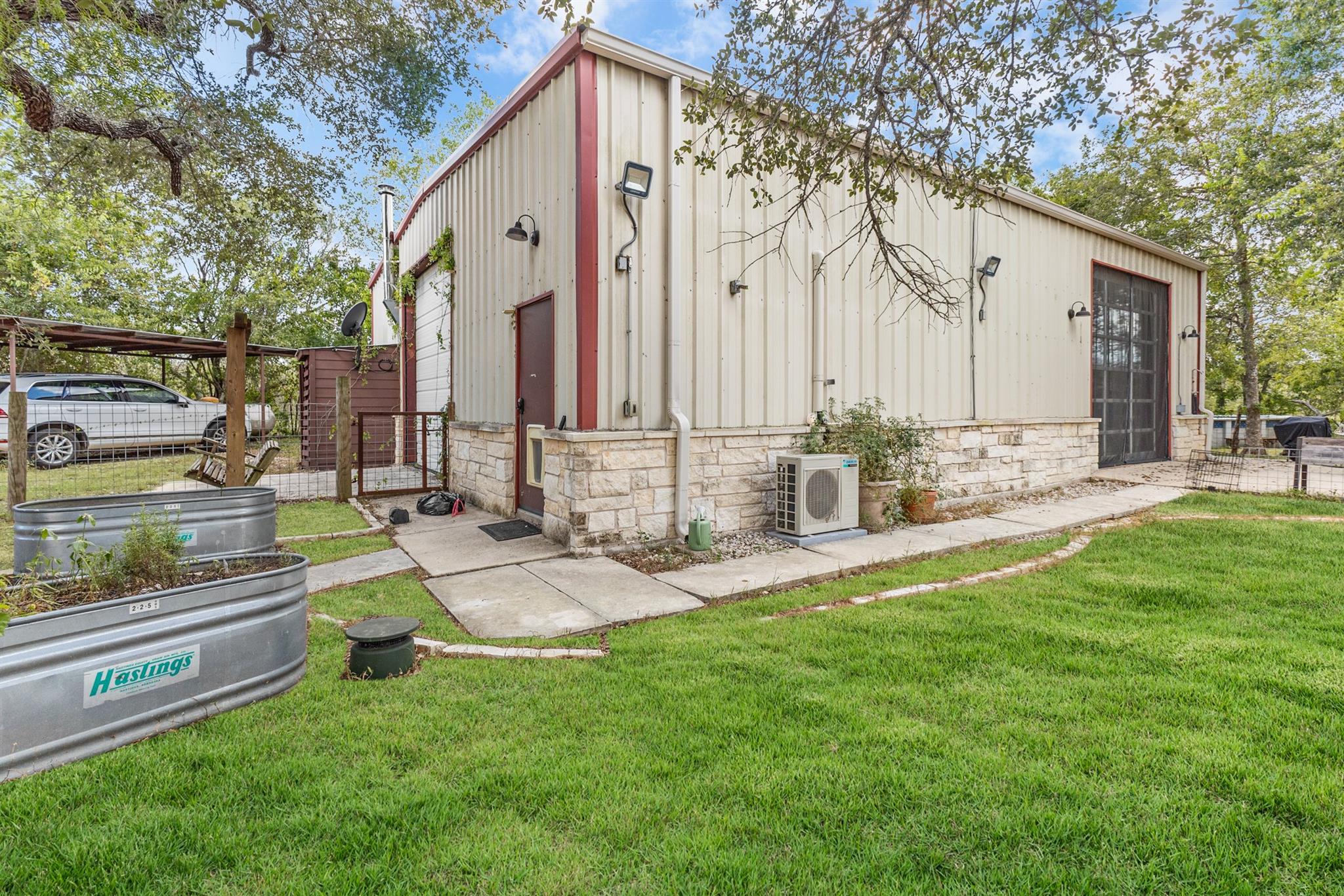 218 Alexandra Ln, Dale, TX 78616