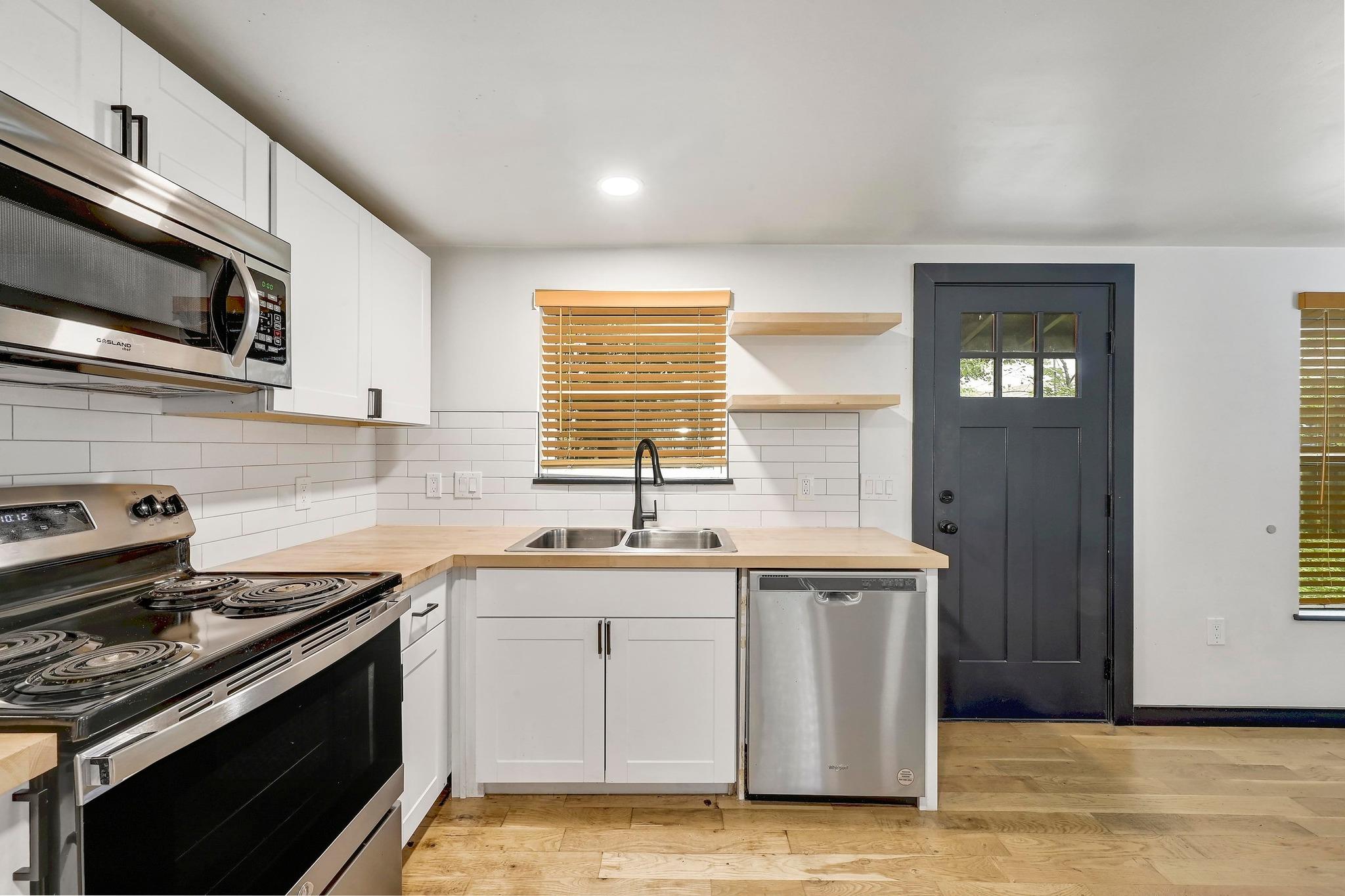 1711 Brentwood St, Austin, TX 78757