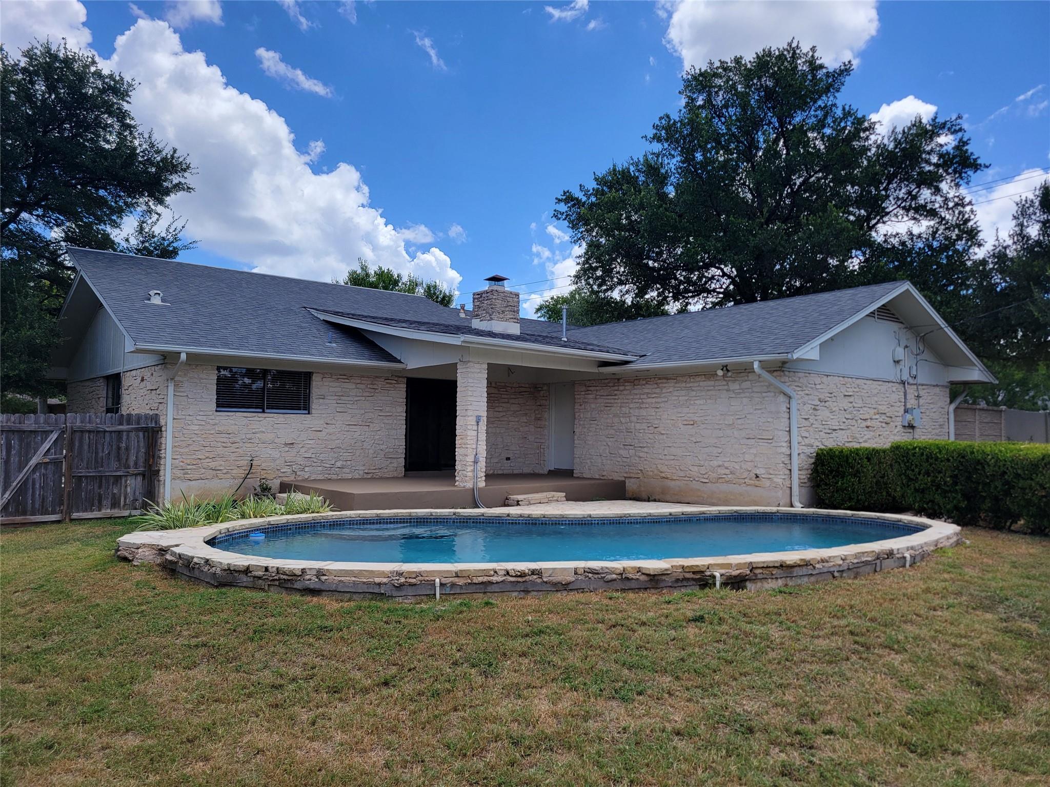 2008 Meadow Brook Dr, Round Rock, TX 78664