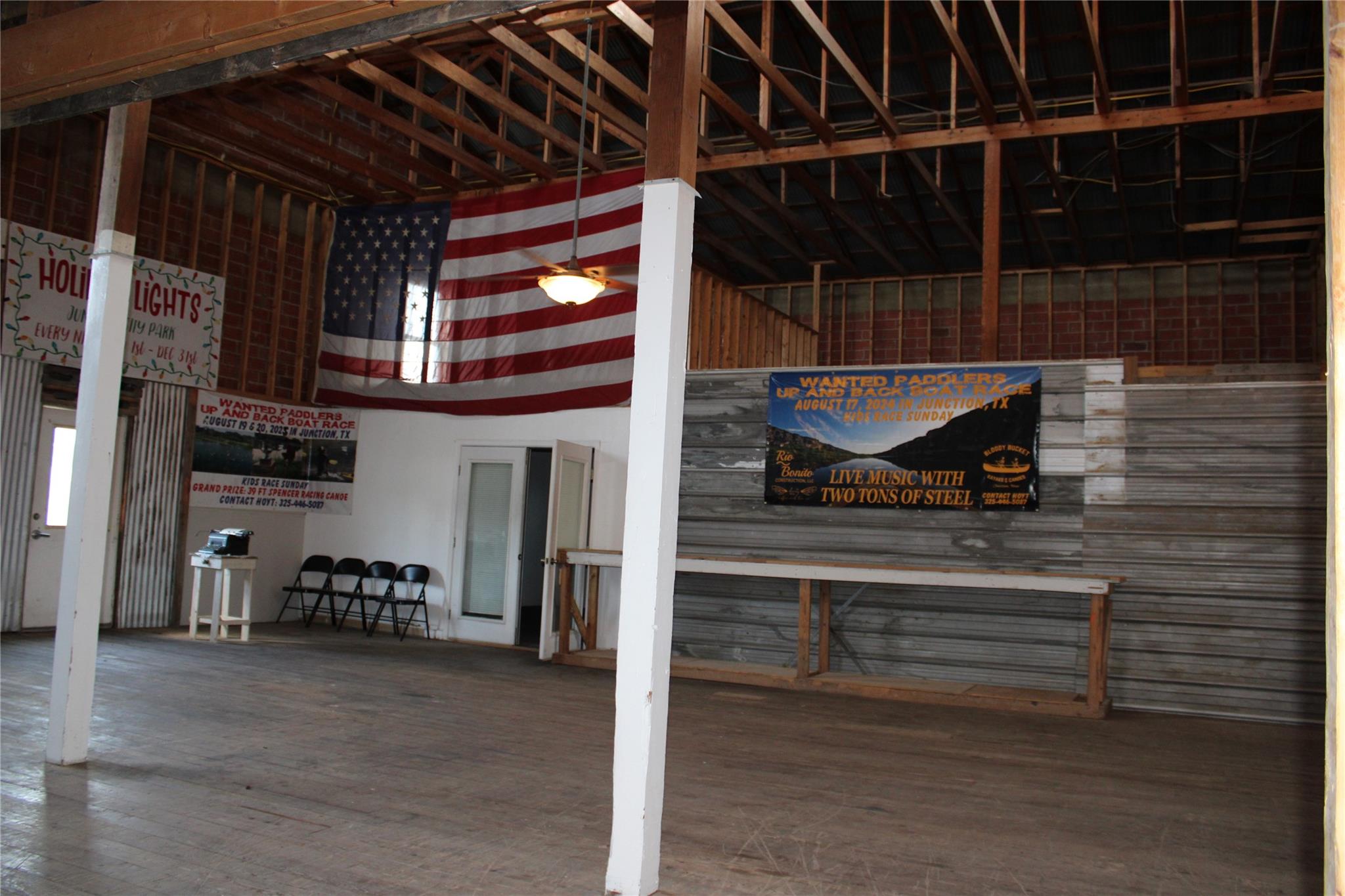 702 pecan St, Junction, TX 76849