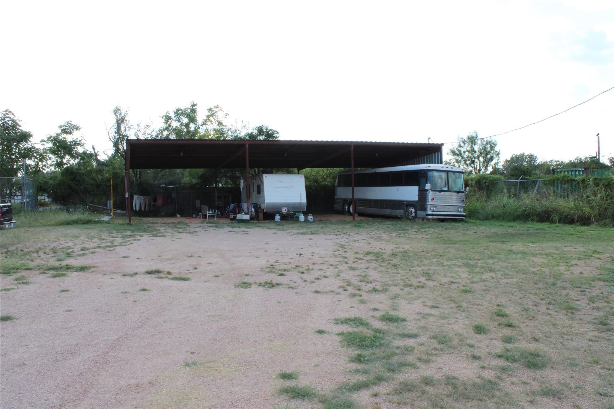 702 pecan St, Junction, TX 76849