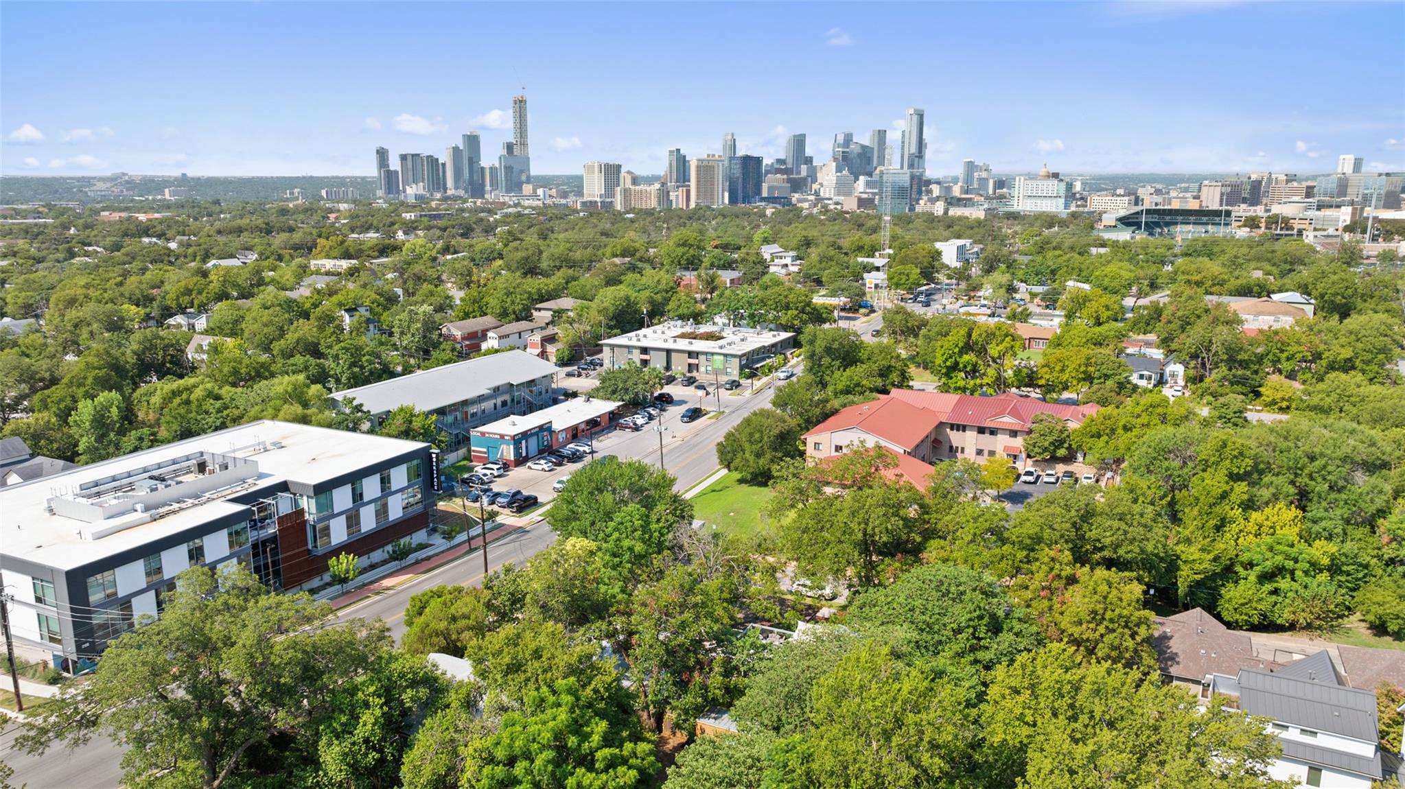 2104 E Martin Luther King Jr Blvd, Austin, TX 78702