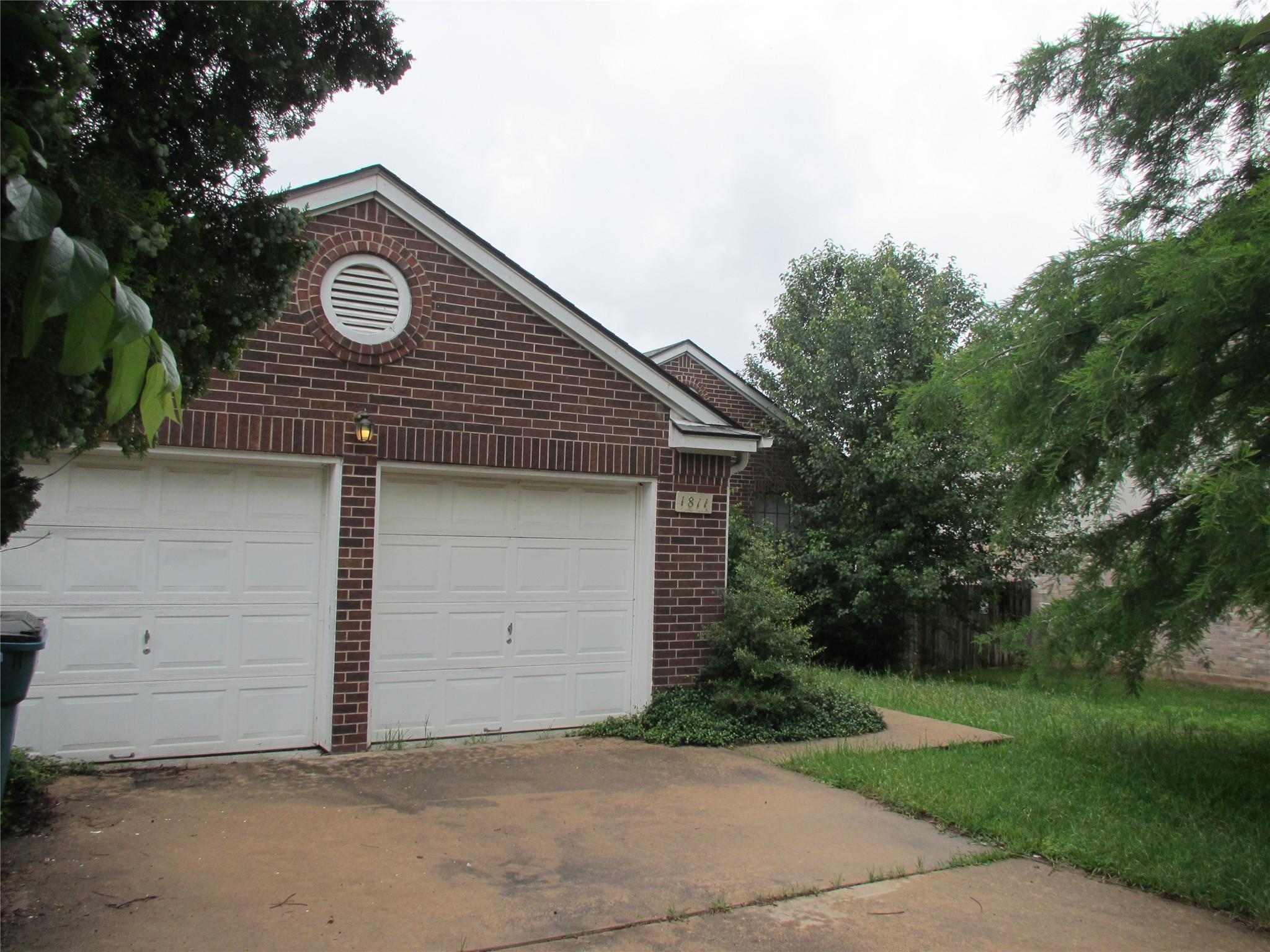 1811 Lion Heart Dr, Cedar Park, TX 78613