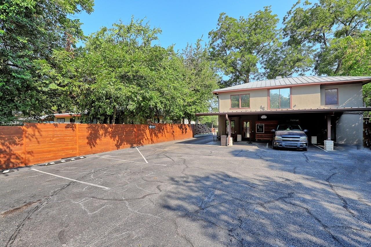 322 Cheatham St, San Marcos, TX 78666