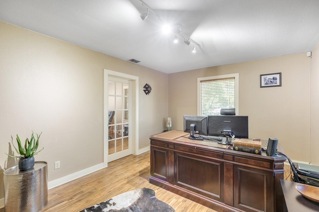 322 Cheatham St, San Marcos, TX 78666