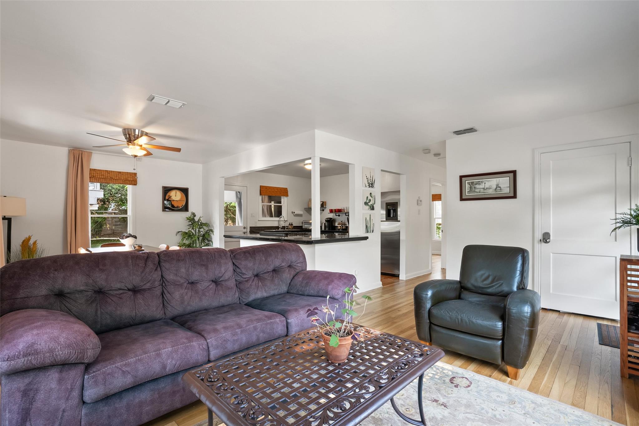 2104 E M L King Jr Blvd, Austin, TX 78702