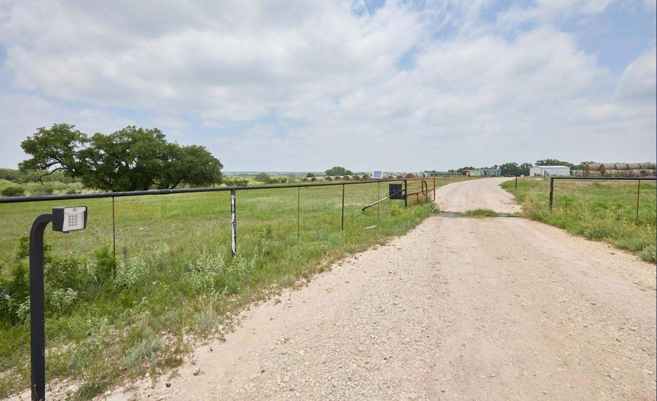 2727 County Rd 3091, Rochelle, TX 78686
