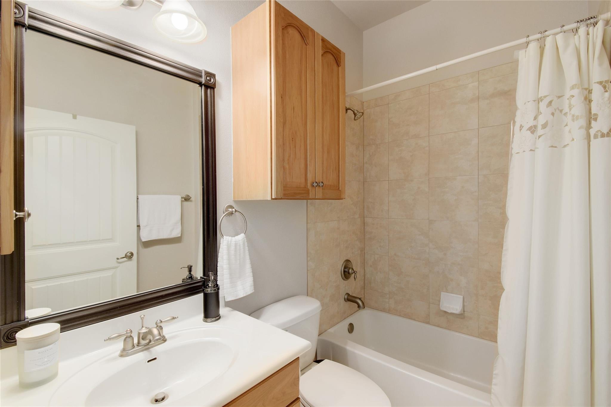 1000 The Cape Rd # 65, Horseshoe Bay, TX 78657