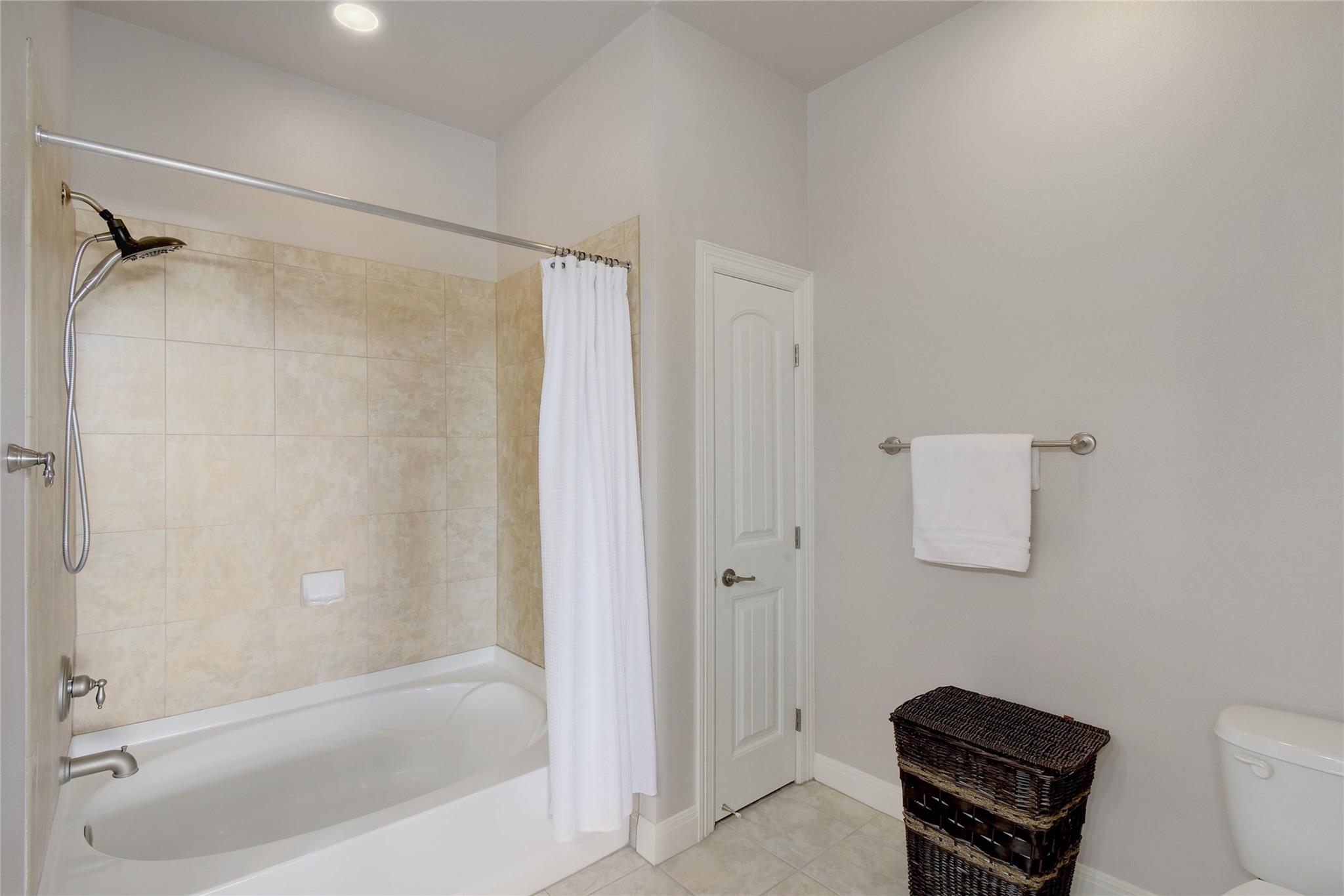 1000 The Cape Rd # 65, Horseshoe Bay, TX 78657