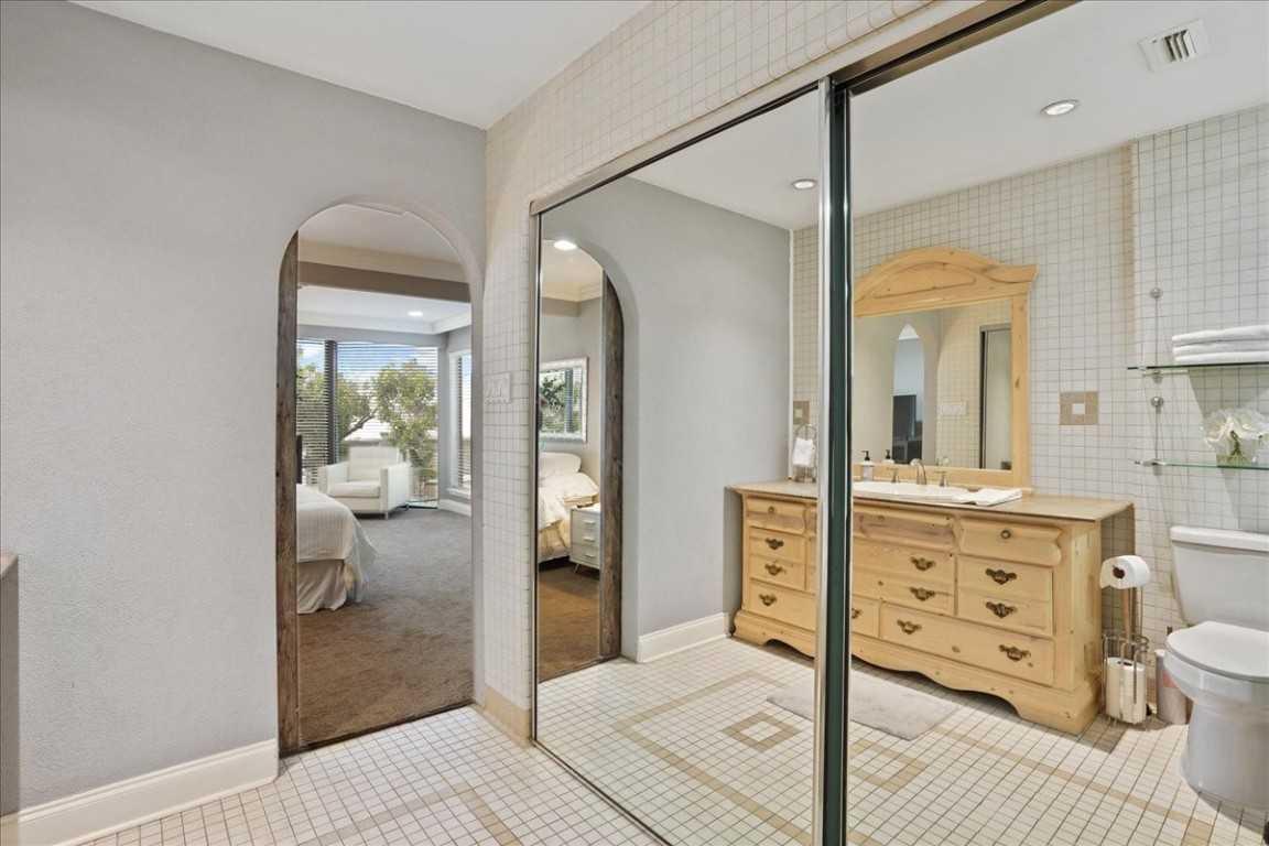 156 World Of Tennis Sq # D-167, Lakeway, TX 78738