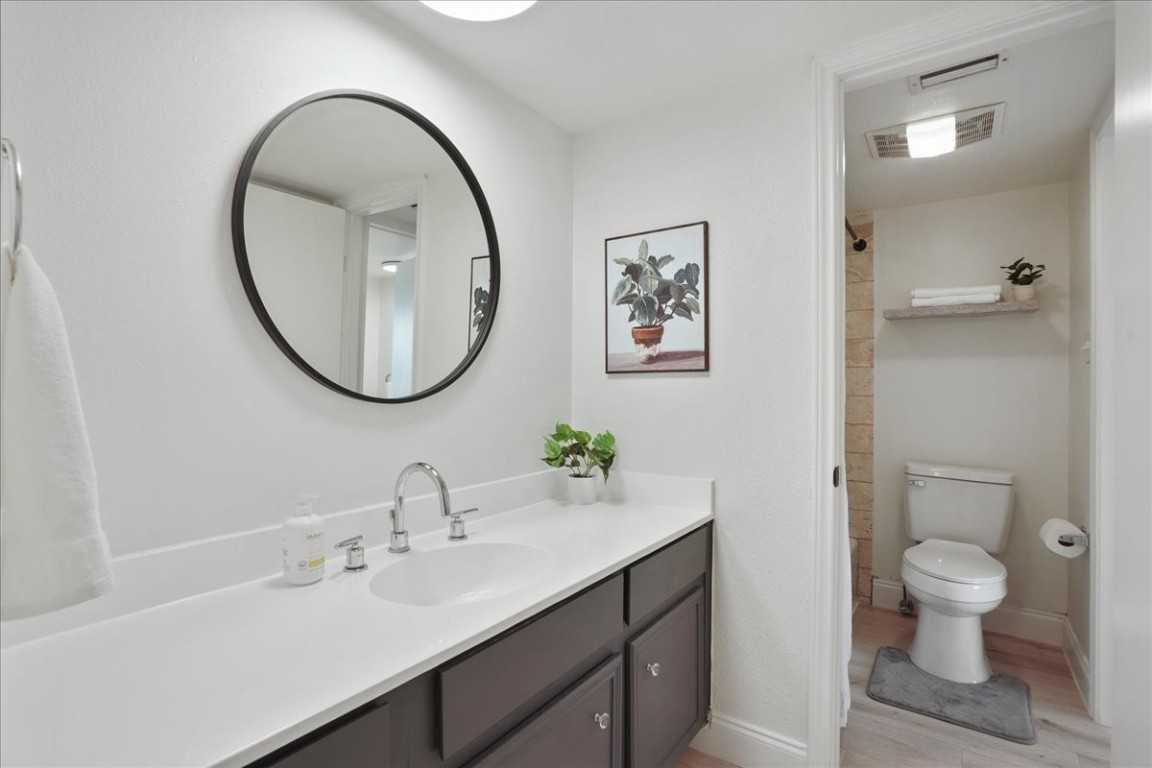 156 World Of Tennis Sq # D-167, Lakeway, TX 78738