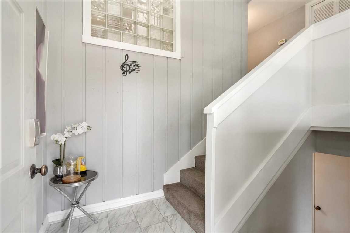 156 World Of Tennis Sq # D-167, Lakeway, TX 78738