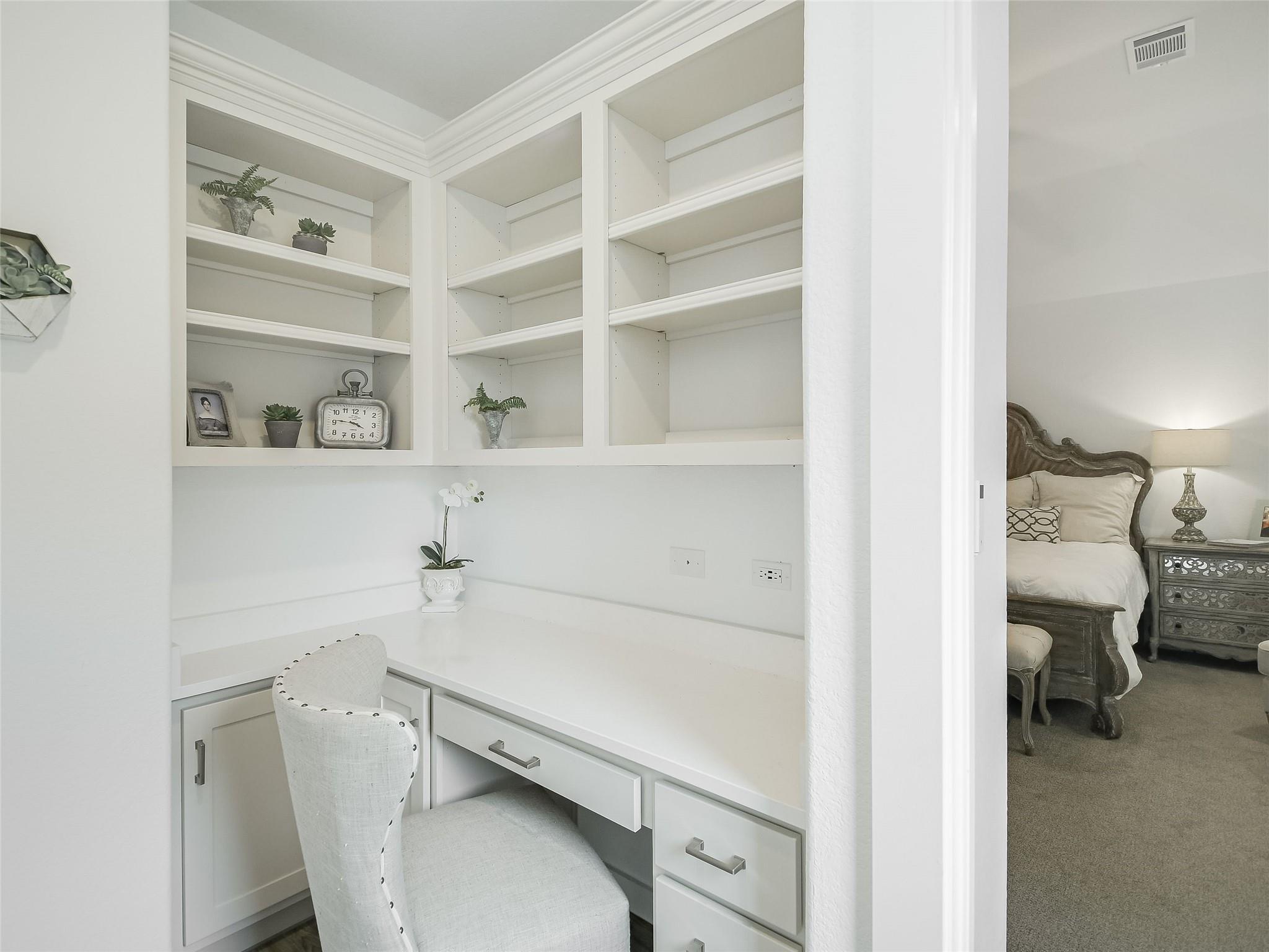 109 Quiet Oak Rd, San Marcos, TX 78666