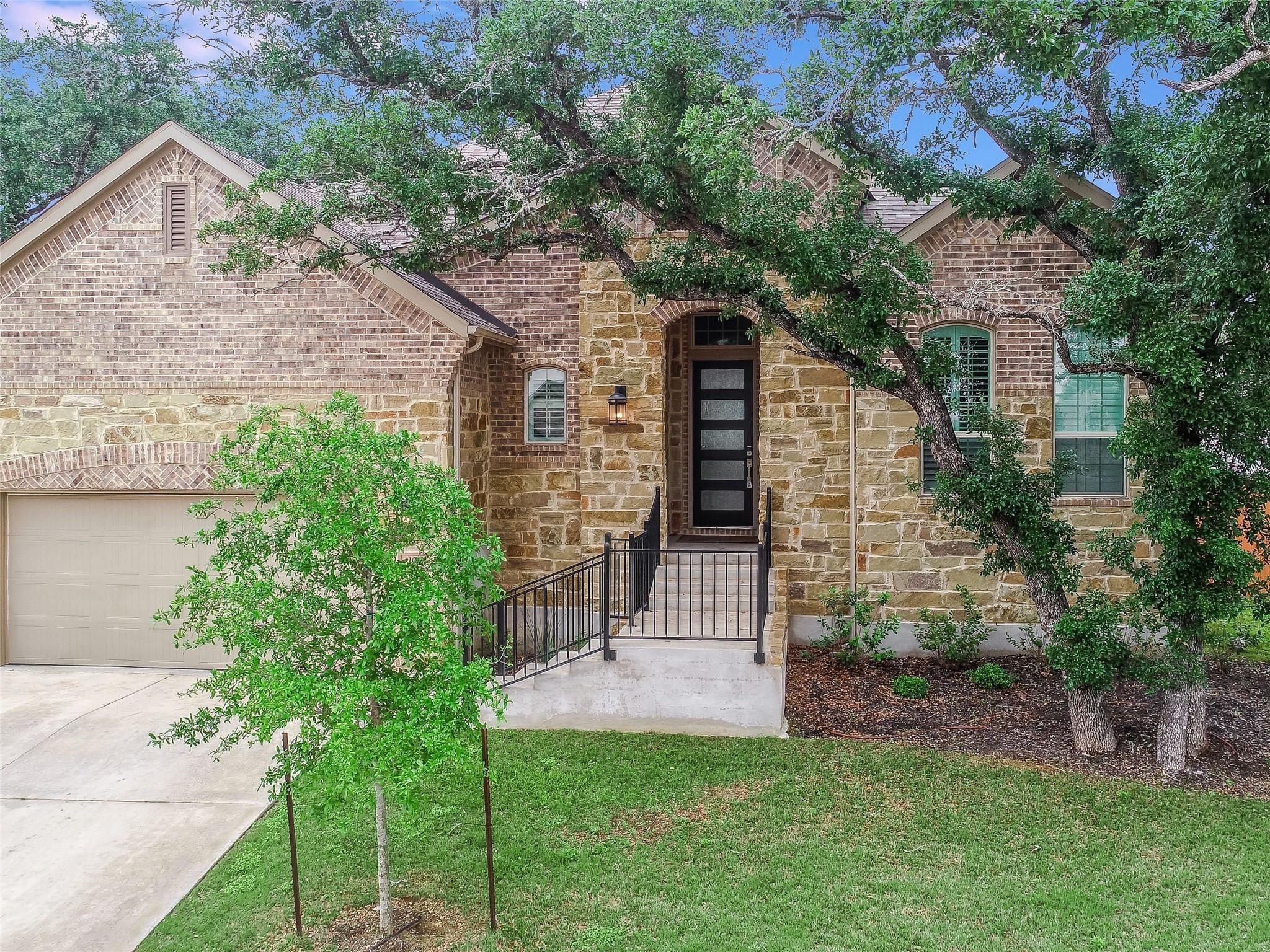 109 Quiet Oak Rd, San Marcos, TX 78666