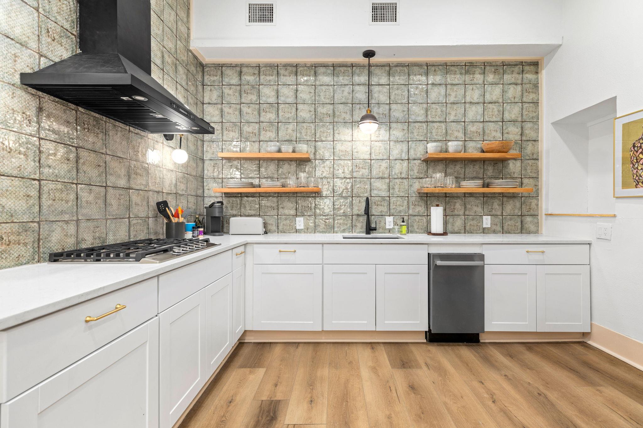 110 E Craig Pl # 1, San Antonio, TX 78212