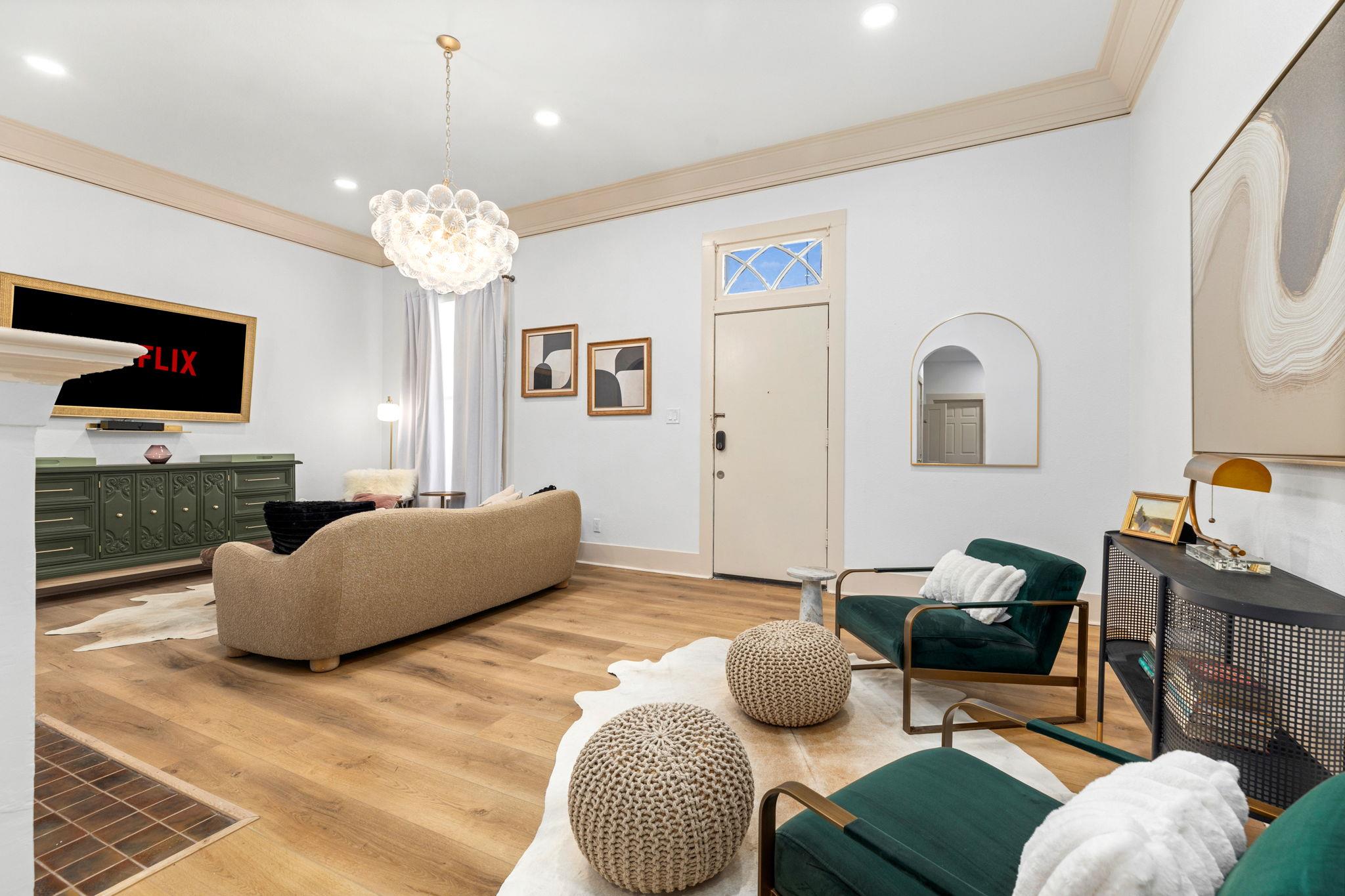 110 E Craig Pl # 1, San Antonio, TX 78212