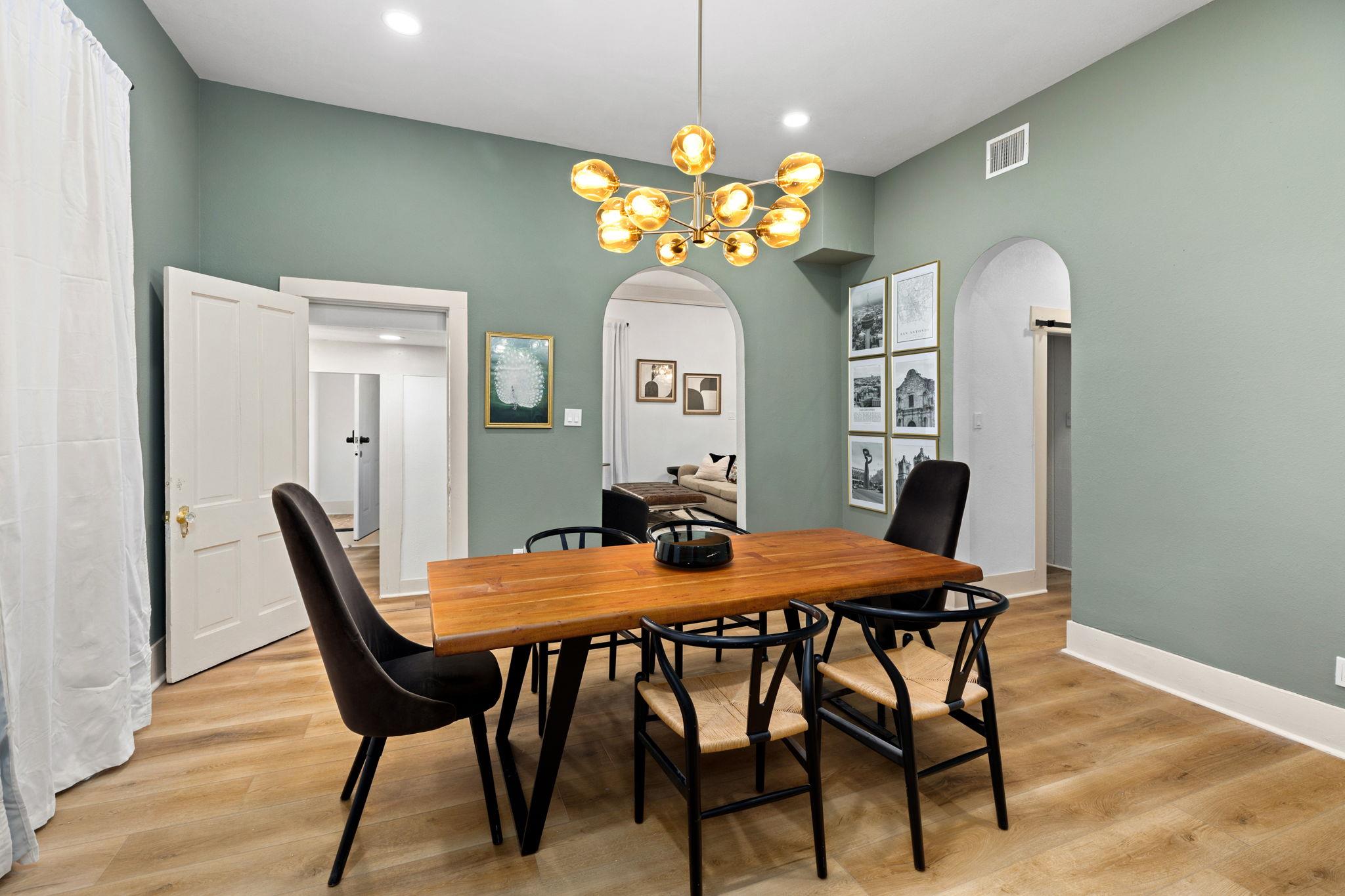 110 E Craig Pl # 1, San Antonio, TX 78212