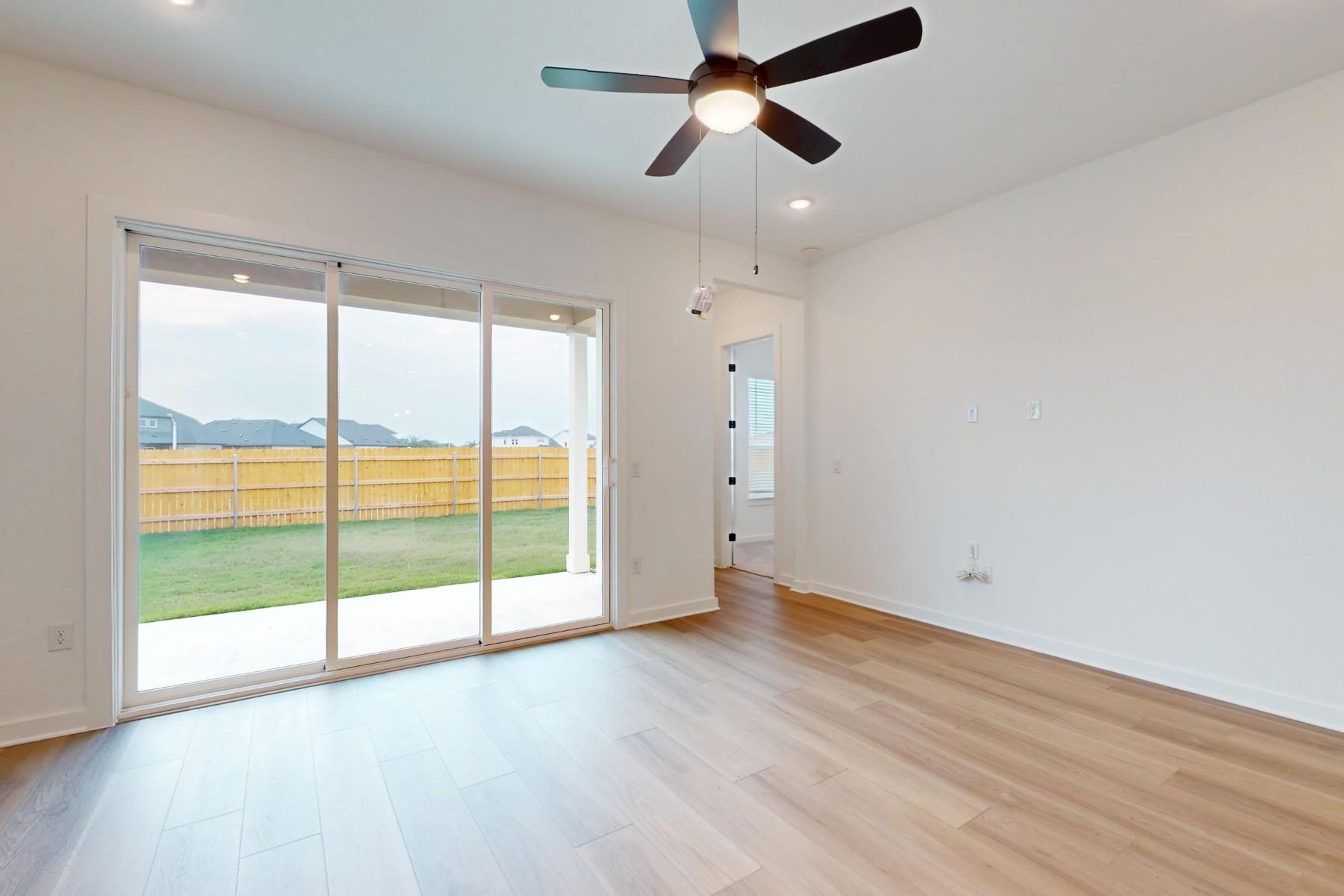 829 Beaverton Dr, Leander, TX 78641