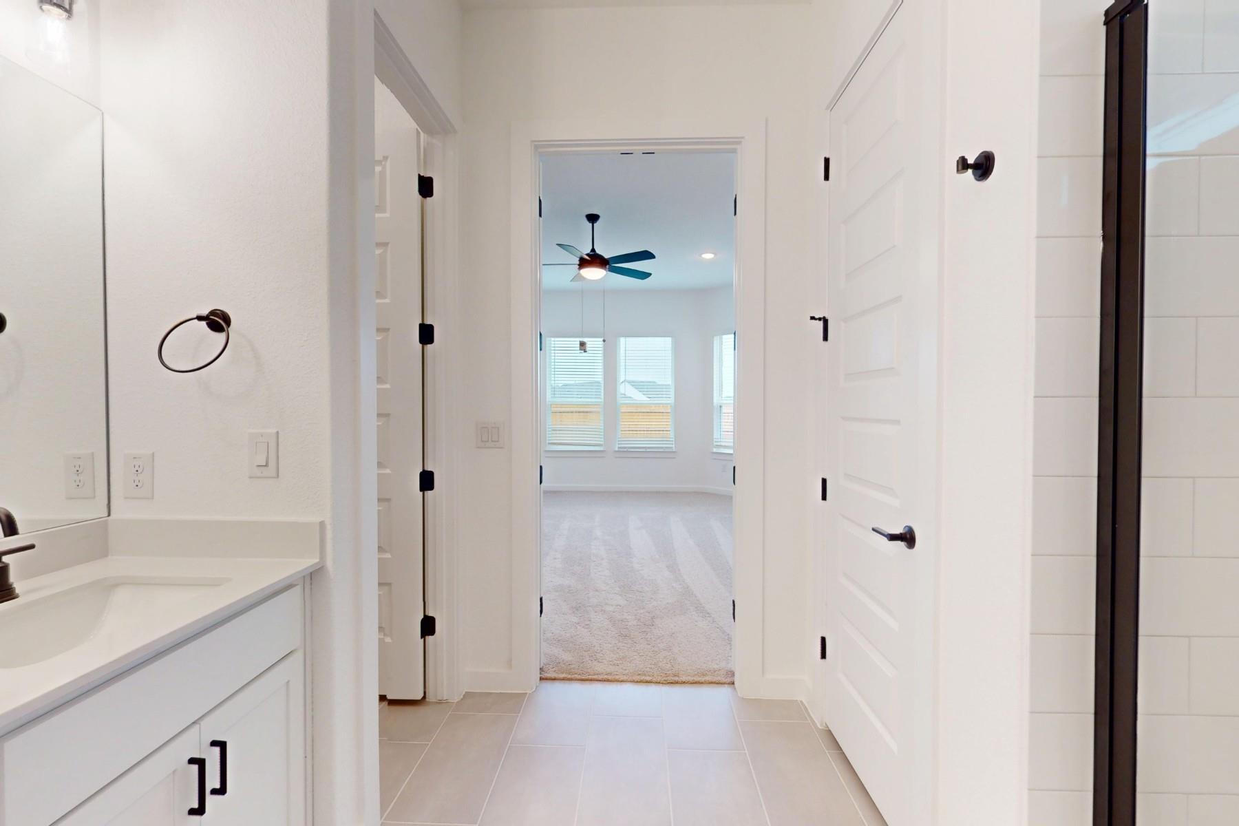 829 Beaverton Dr, Leander, TX 78641