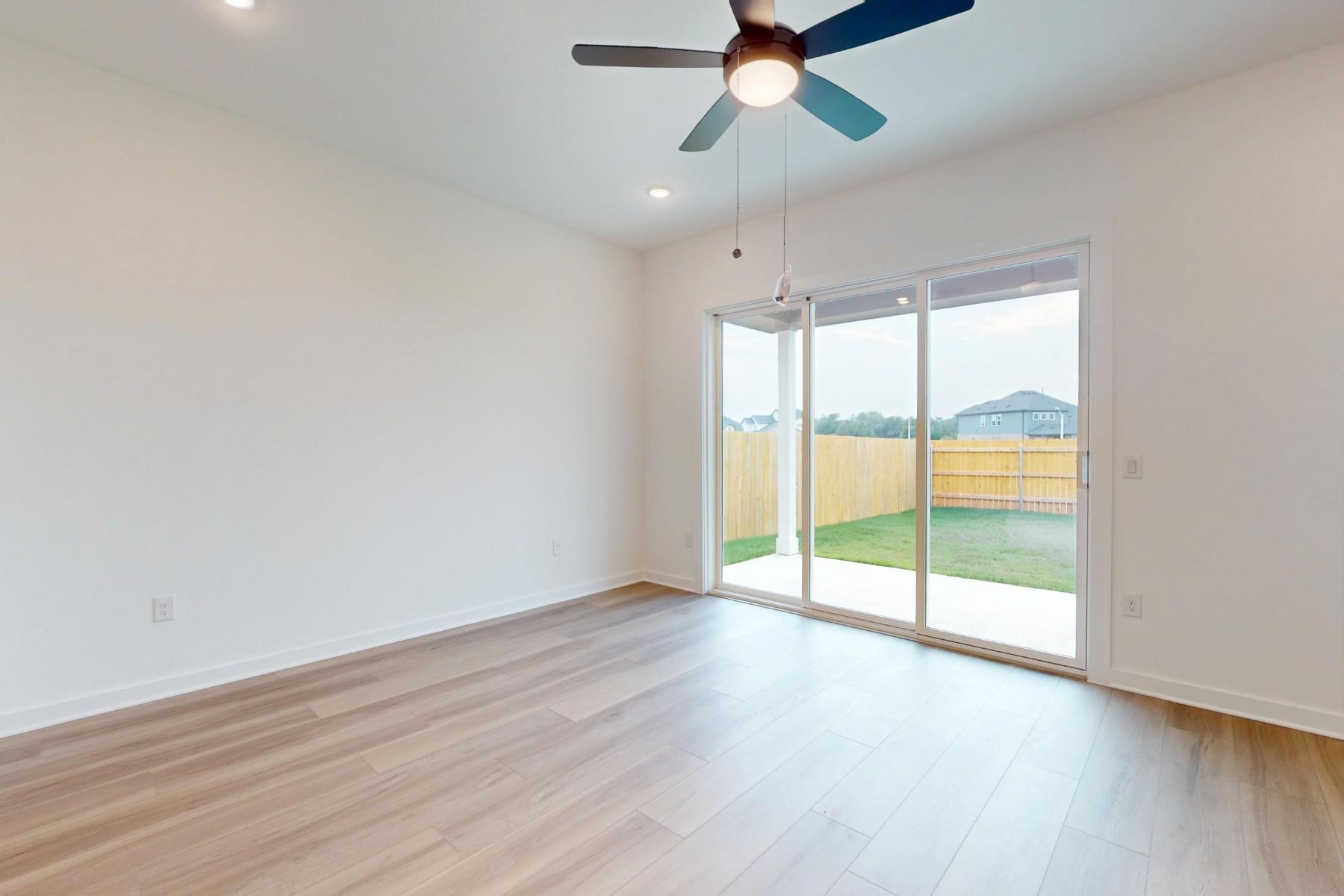 829 Beaverton Dr, Leander, TX 78641