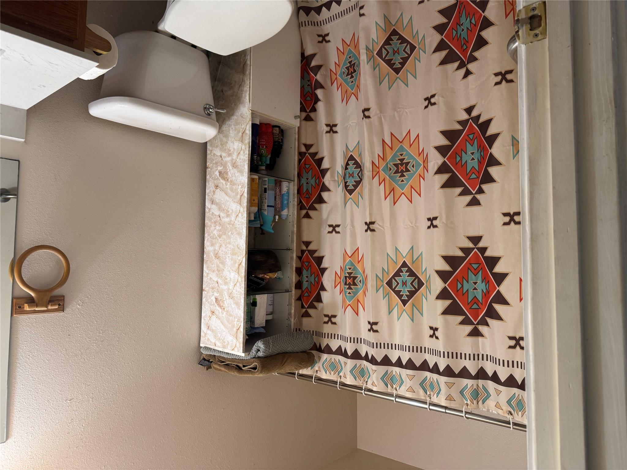 200 N 7th St, Lometa, TX 76853