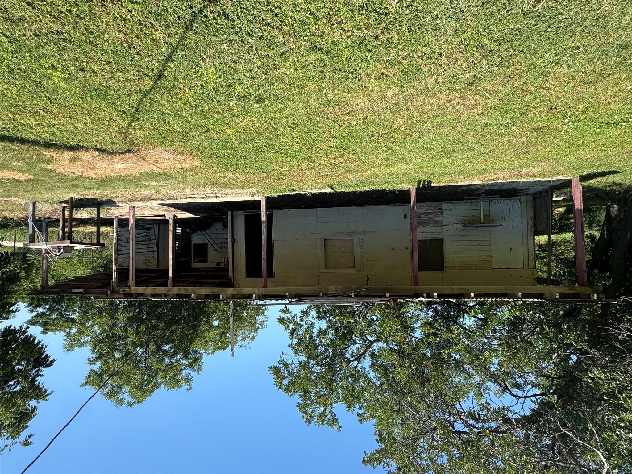 200 N 7th St, Lometa, TX 76853