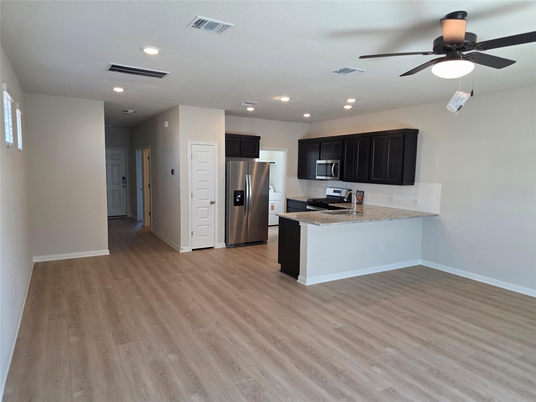 2219 Oscar Eli Pl, Round Rock, TX 78665