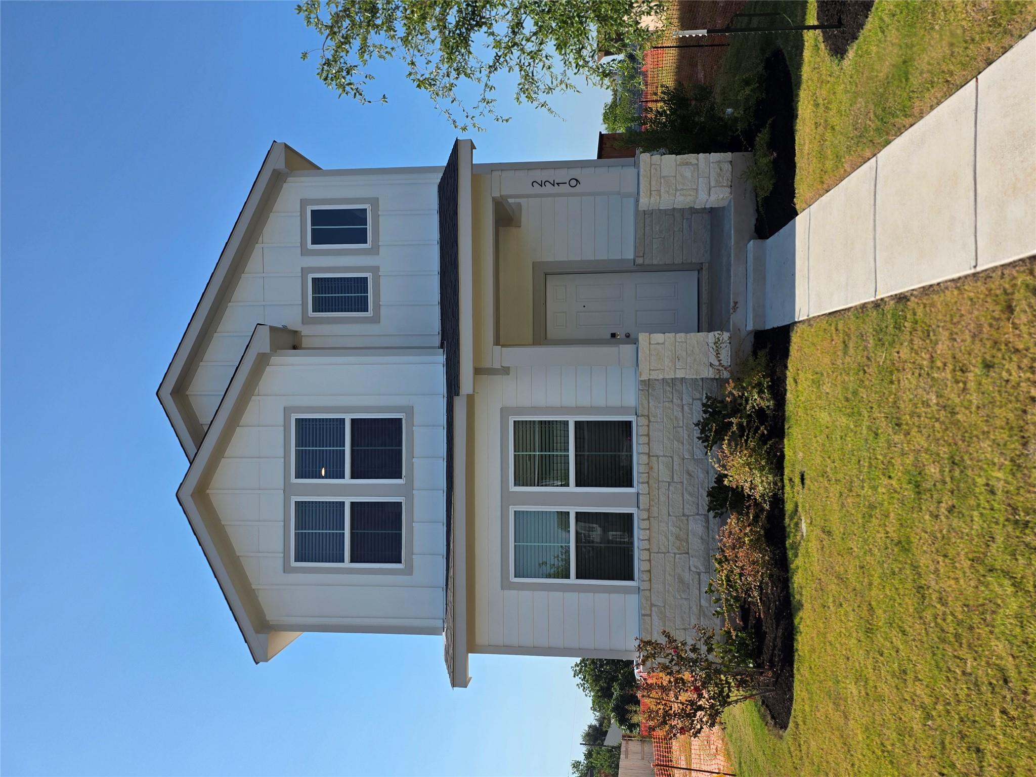 2219 Oscar Eli Pl, Round Rock, TX 78665