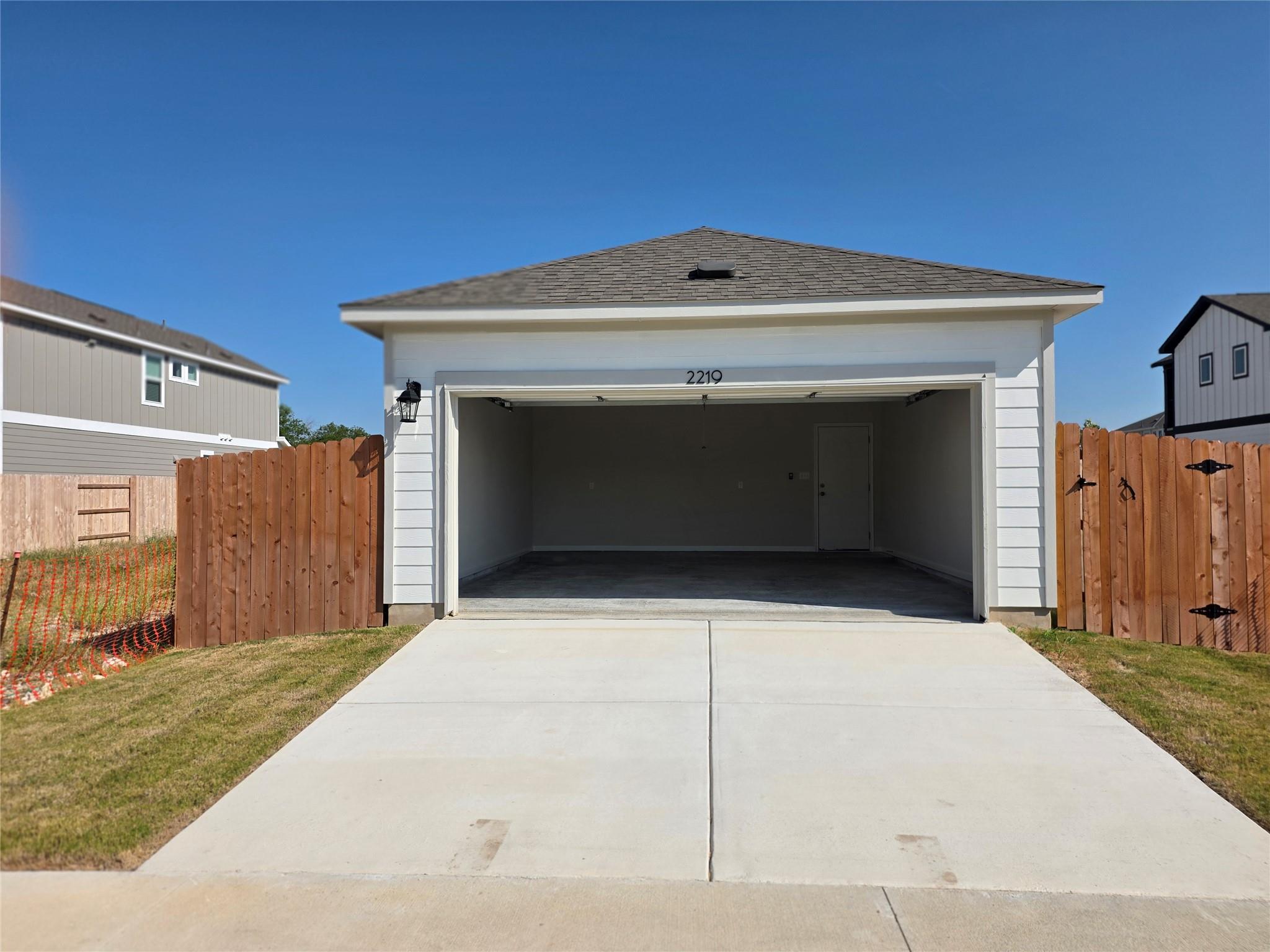 2219 Oscar Eli Pl, Round Rock, TX 78665