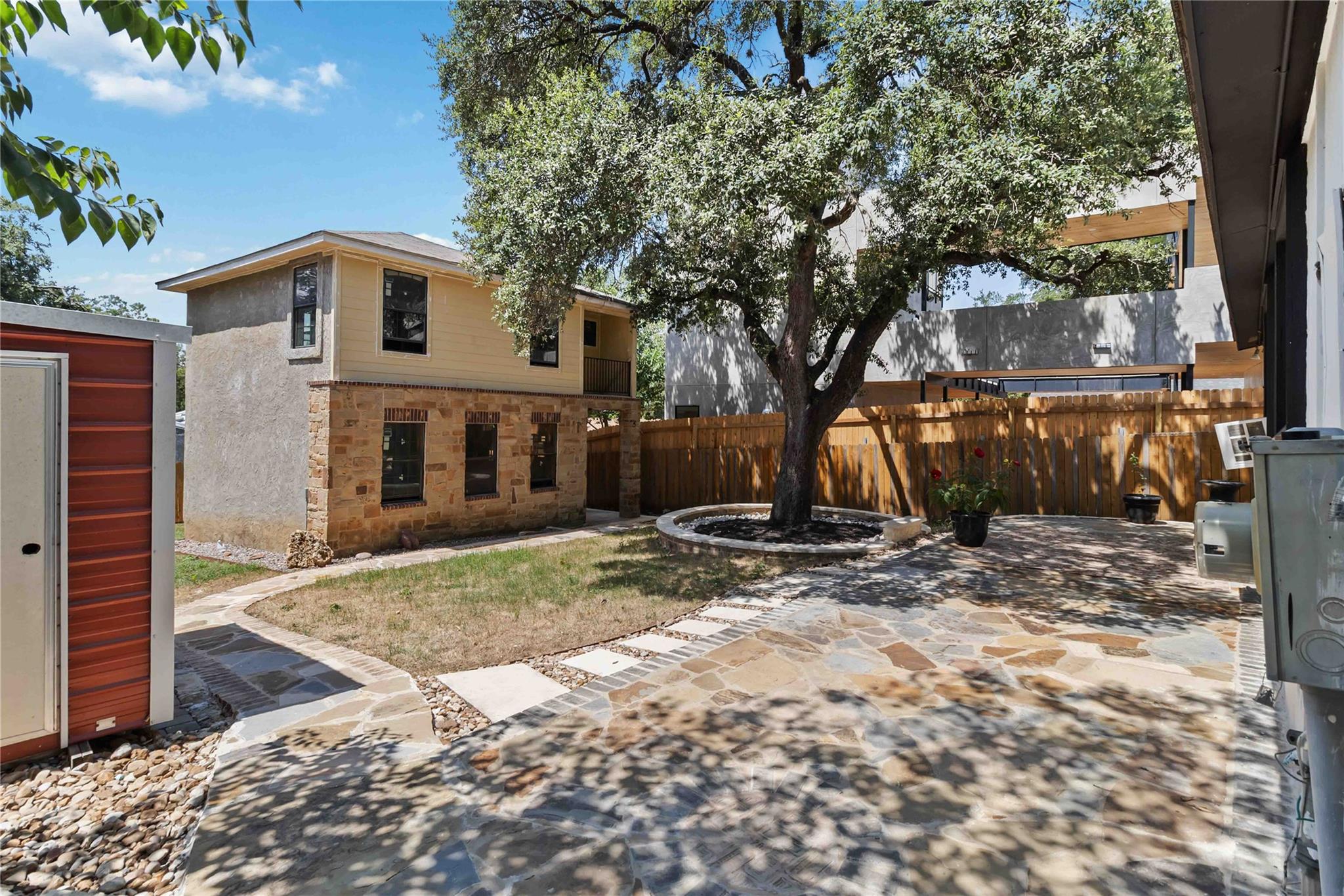 1002 Walter St, Austin, TX 78702