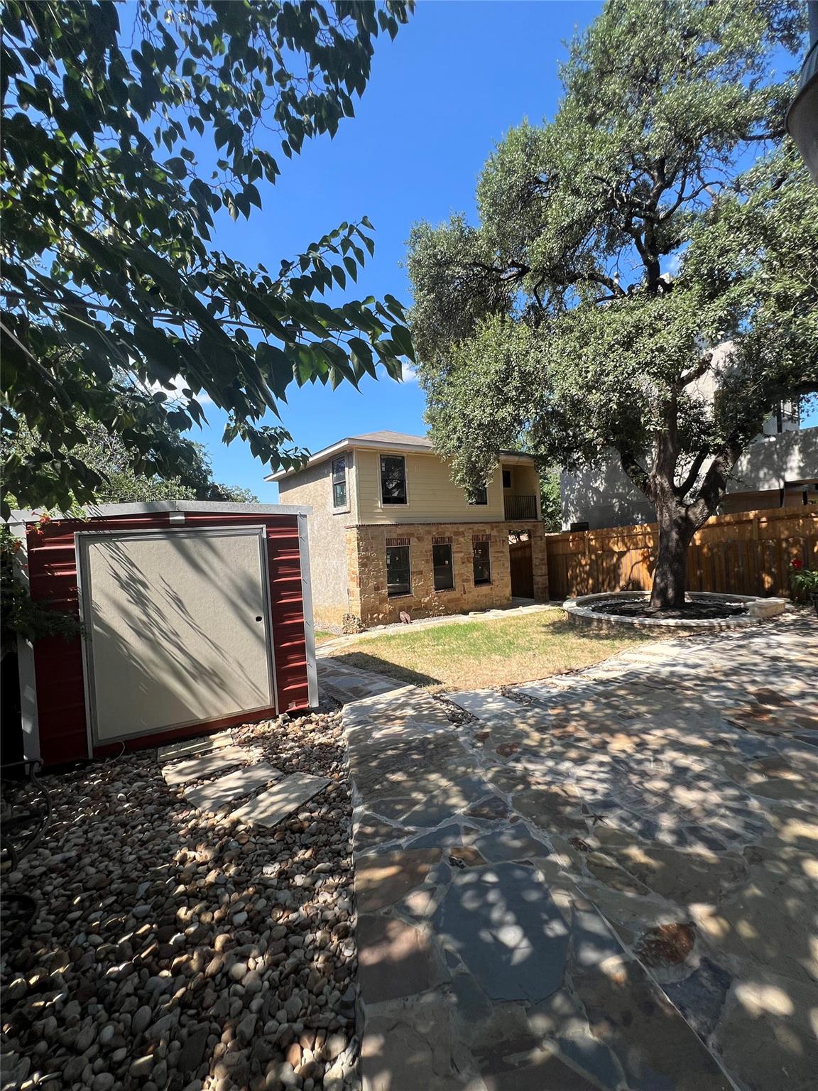 1002 Walter St, Austin, TX 78702