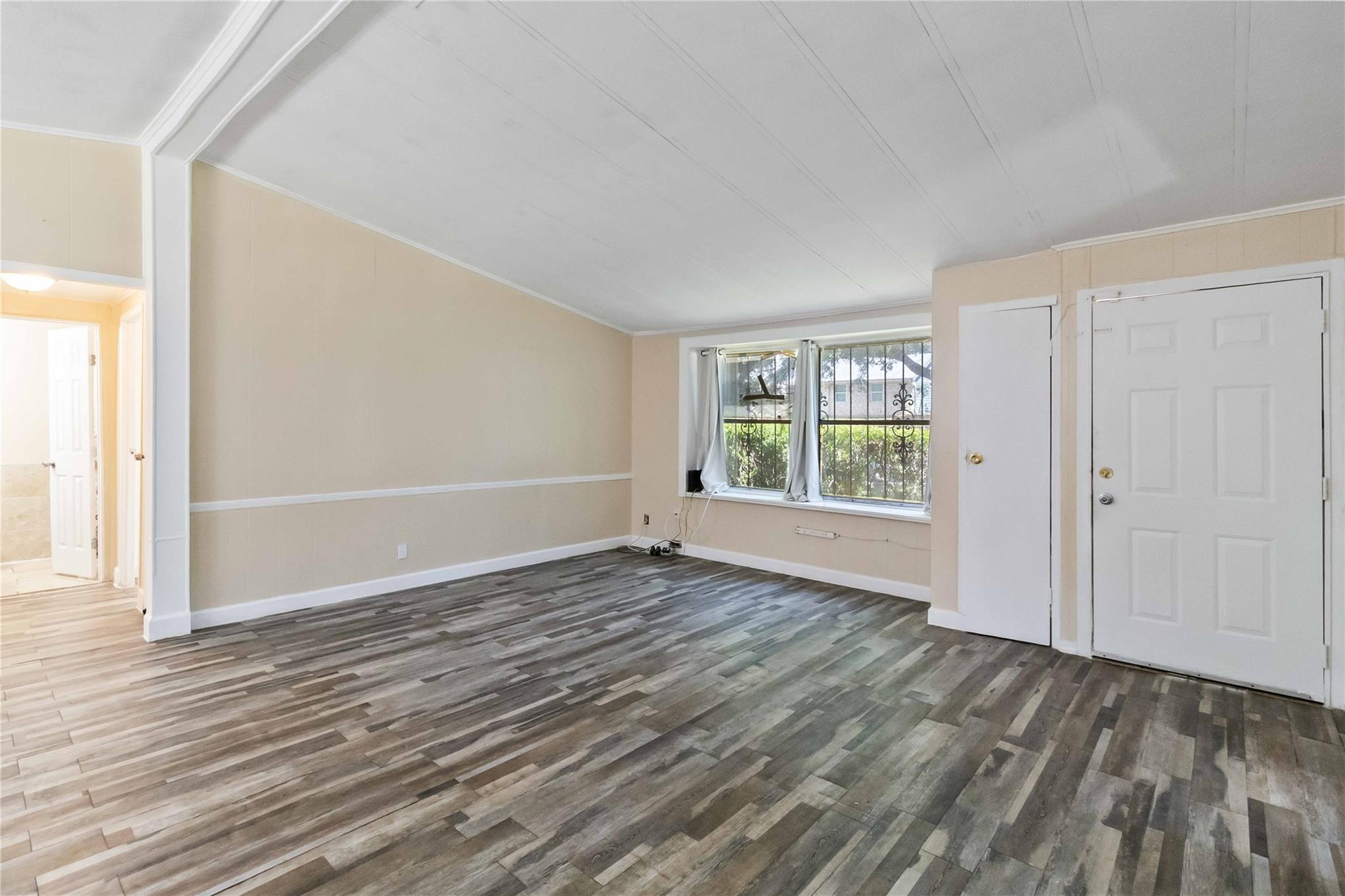 1002 Walter St, Austin, TX 78702