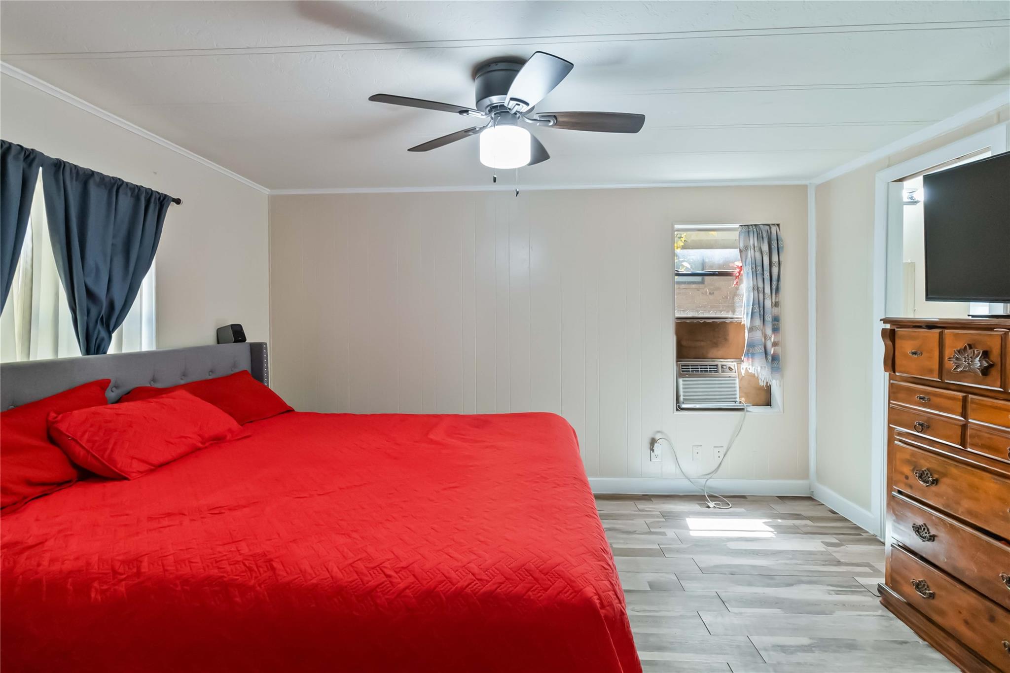 1002 Walter St, Austin, TX 78702