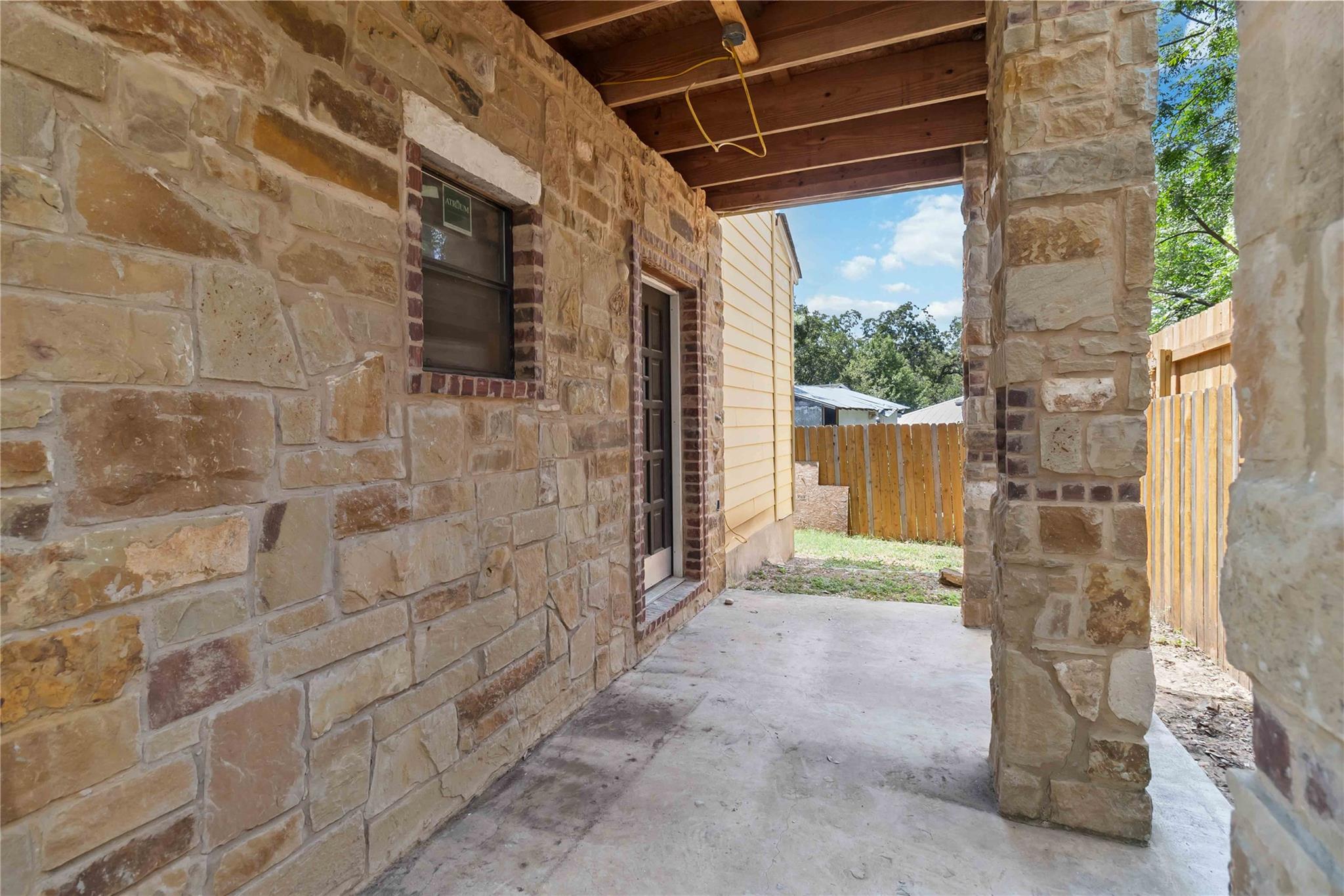 1002 Walter St, Austin, TX 78702