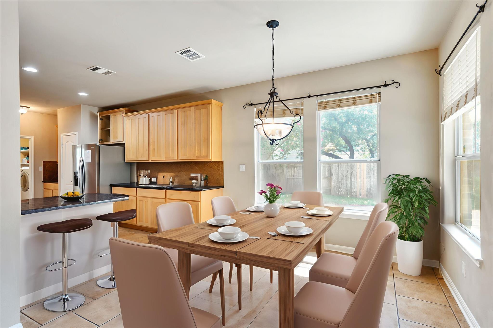 150 Abbey Dr, Austin, TX 78737