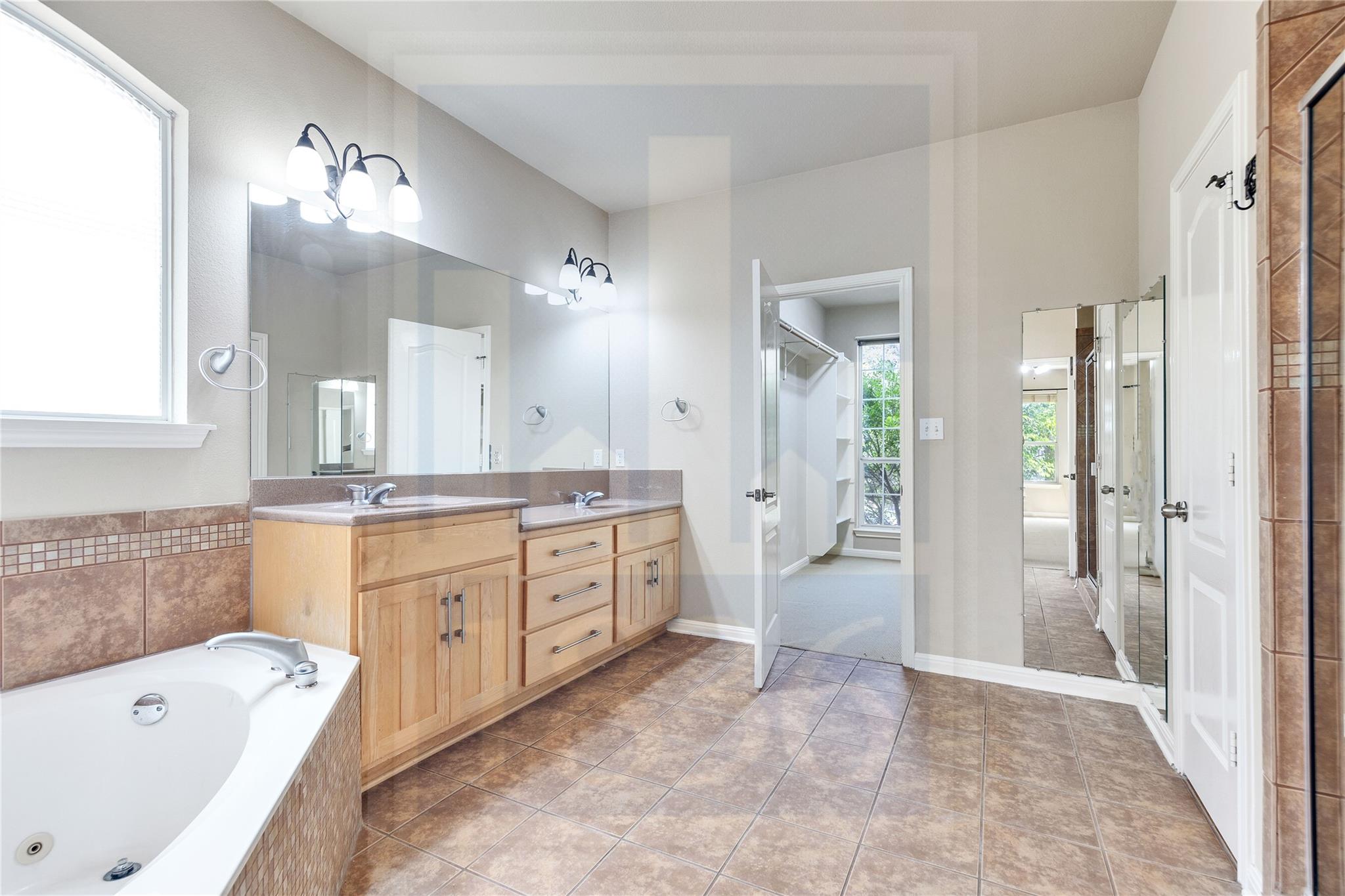 150 Abbey Dr, Austin, TX 78737